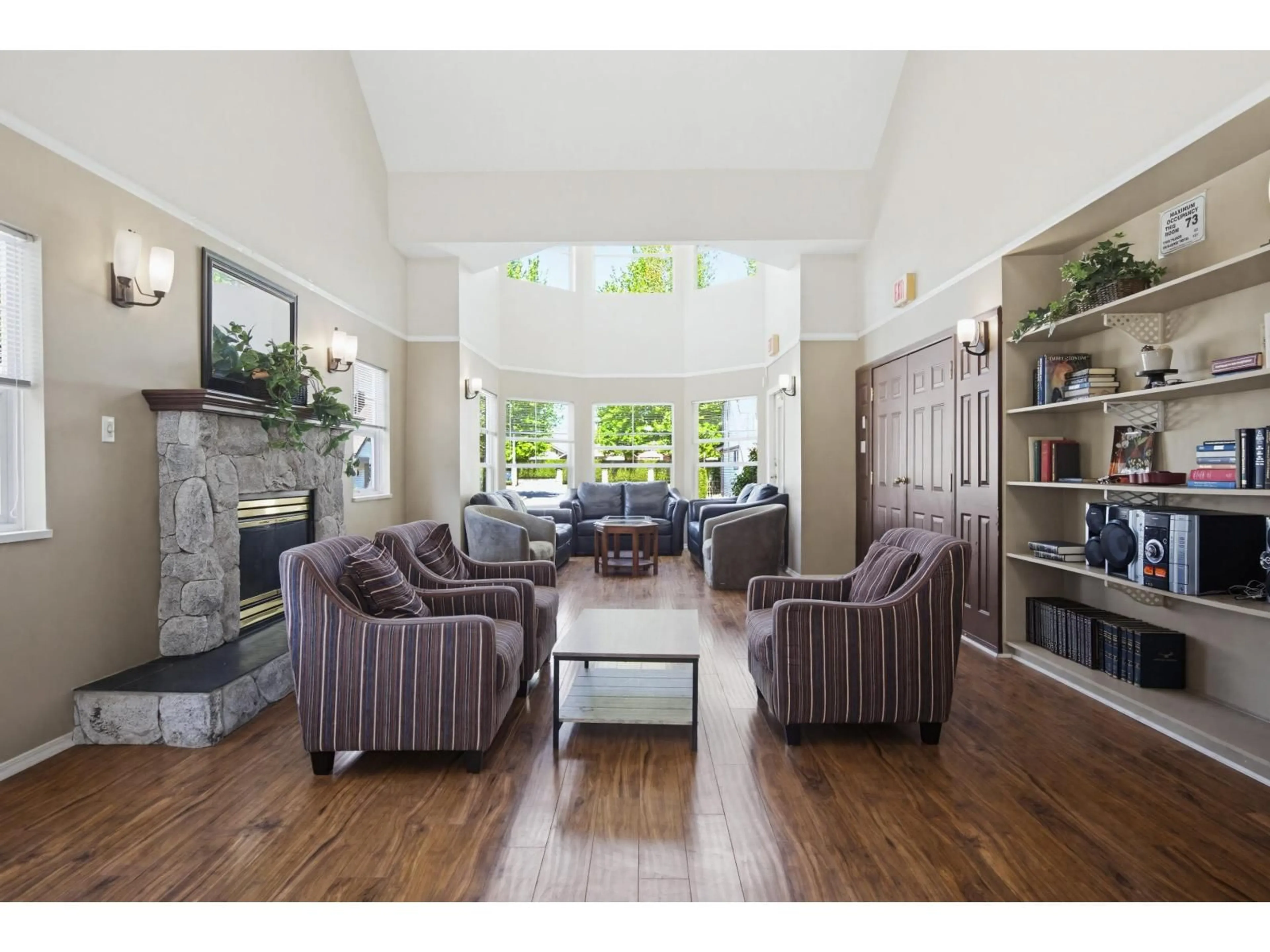 Living room with furniture, unknown for 83 - 16318 82 AVENUE, Surrey British Columbia V4N0N9