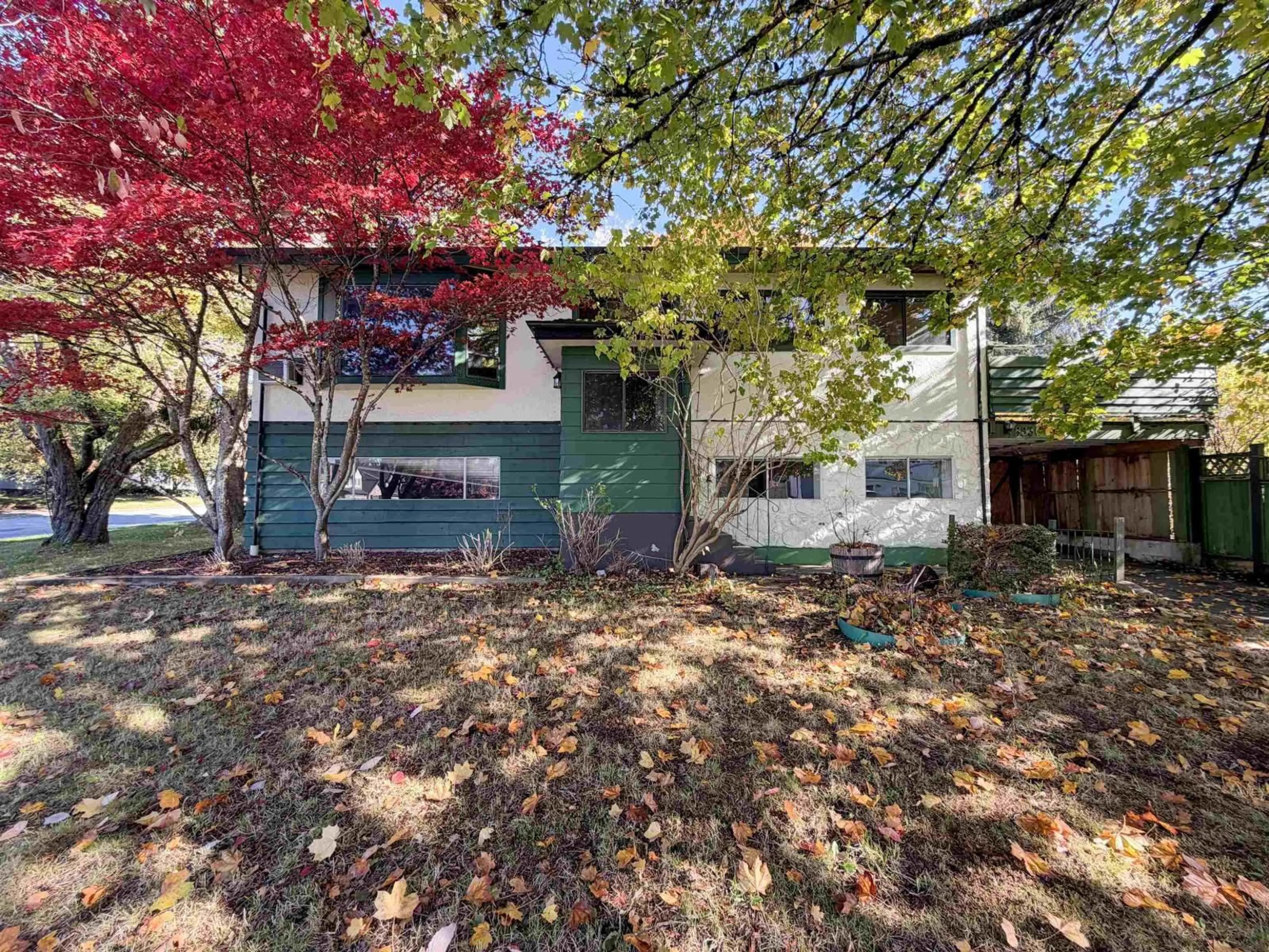A pic from outside/outdoor area/front of a property/back of a property/a pic from drone, street for 8930 113A STREET, Delta British Columbia V4C5C3