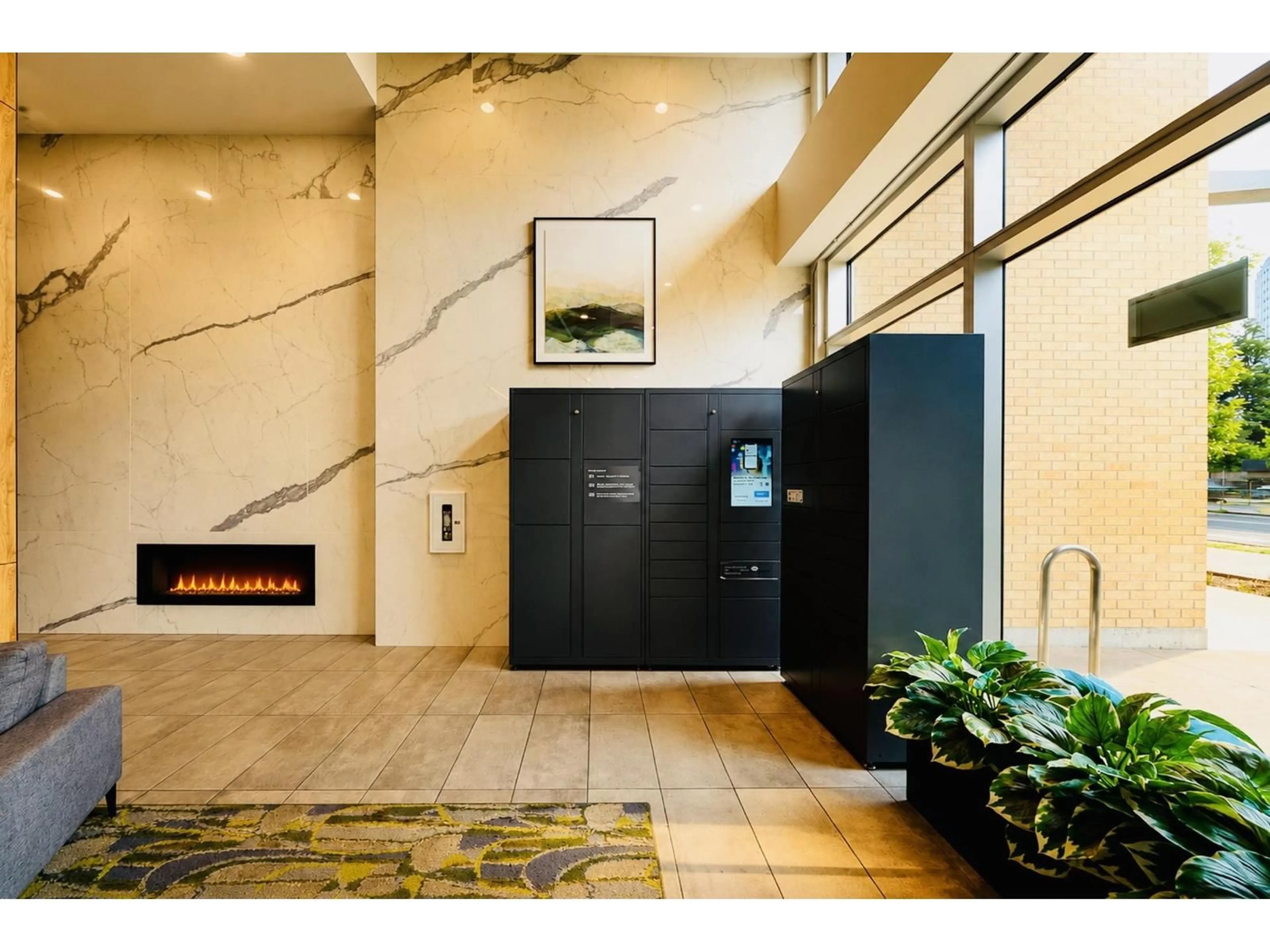 Indoor foyer for 604 - 13615 FRASER HIGHWAY, Surrey British Columbia V3T0P7