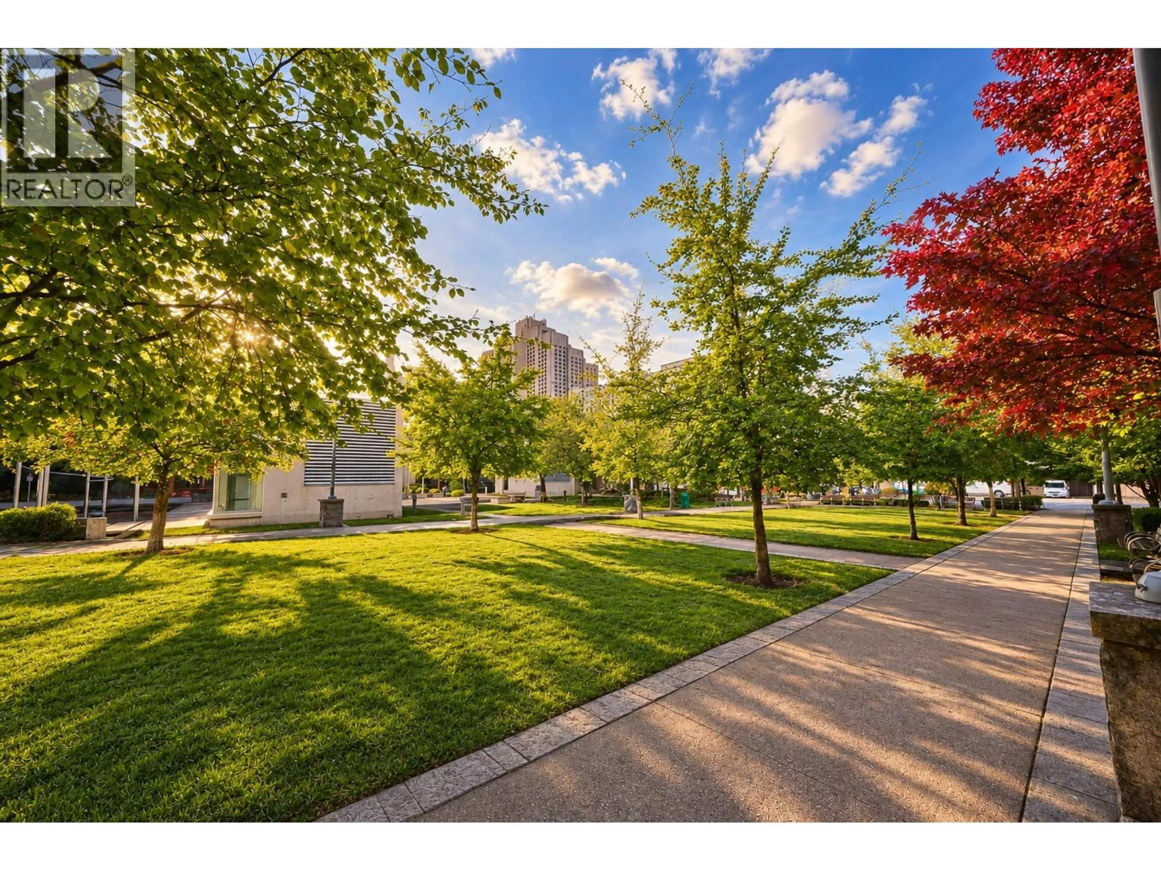 A pic from outside/outdoor area/front of a property/back of a property/a pic from drone, street for 514 - 750 12TH AVENUE, Vancouver British Columbia V5Z0A3