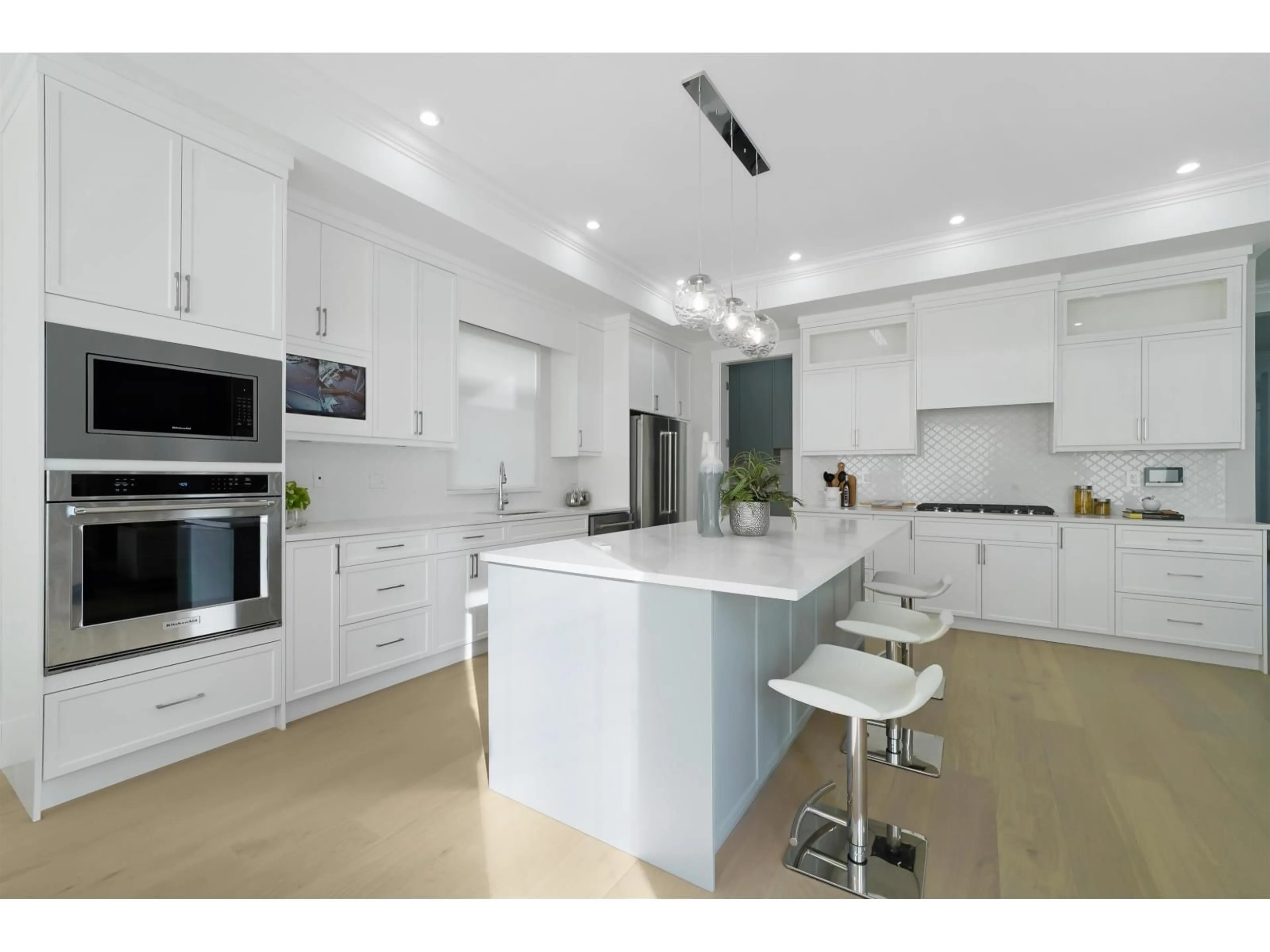 Contemporary kitchen, ceramic/tile floor for 6919 205 STREET, Langley British Columbia V2Y1R2