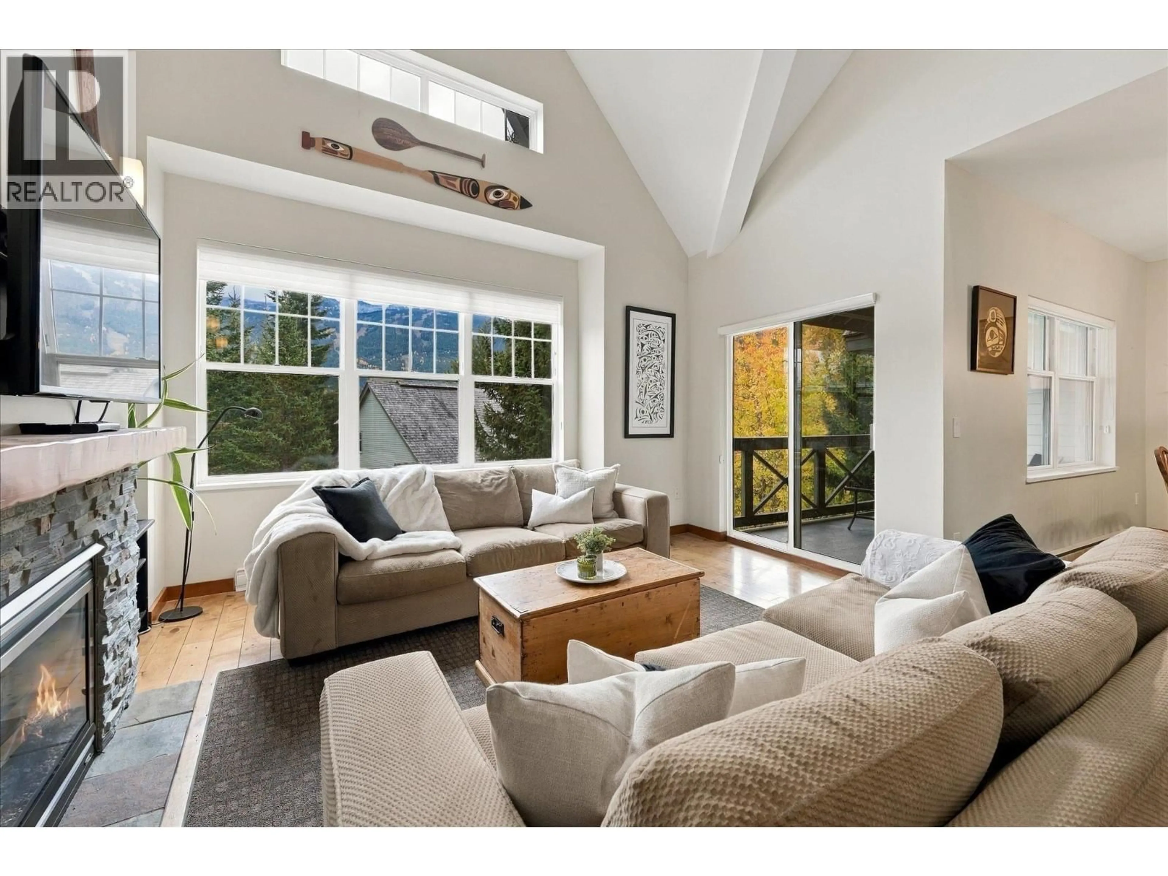 Living room with furniture, unknown for 309 - 3300 PTARMIGAN PLACE, Whistler British Columbia V8E0V5