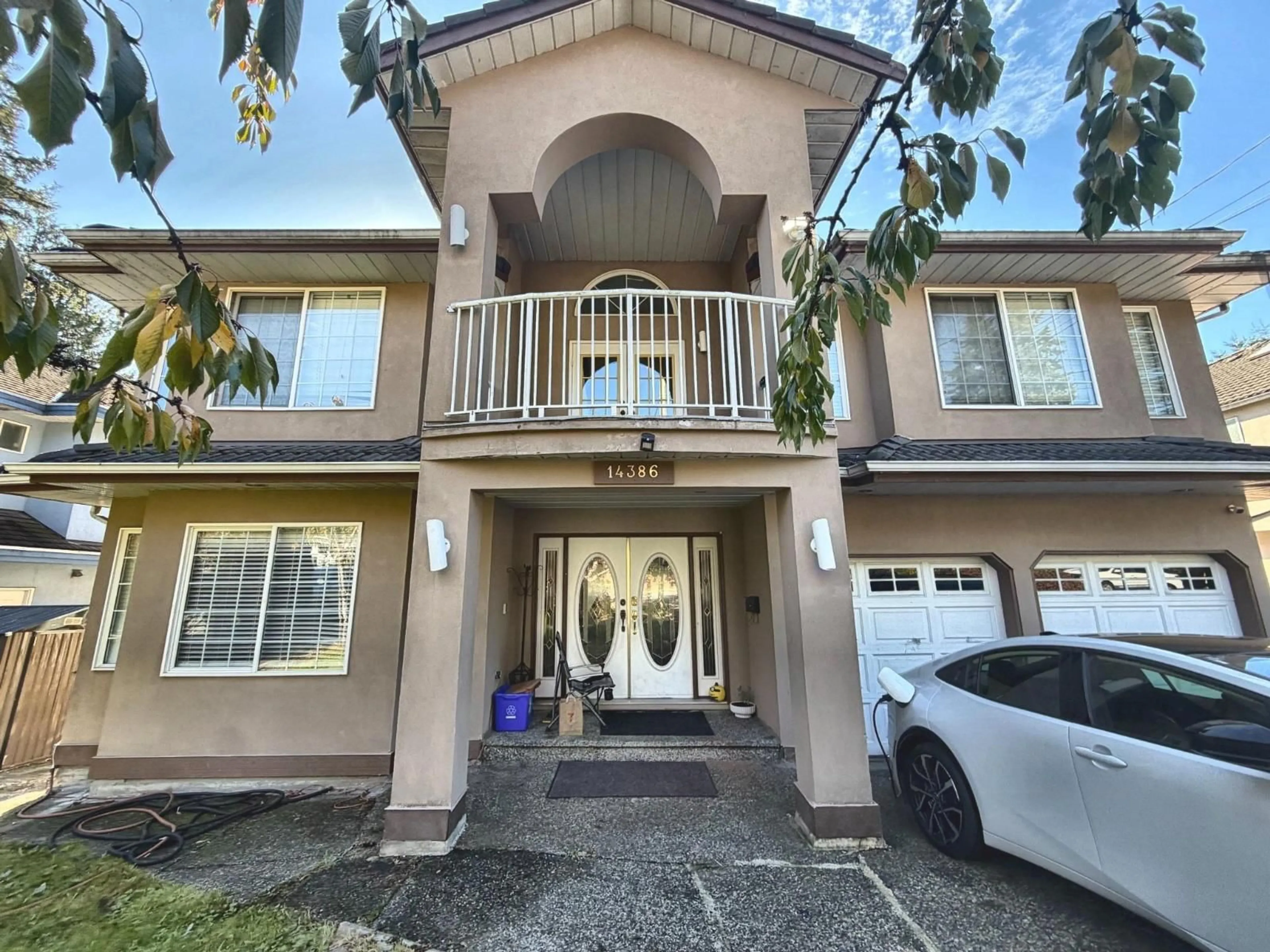 Unknown for 14386 68 AVENUE, Surrey British Columbia V3W2H4