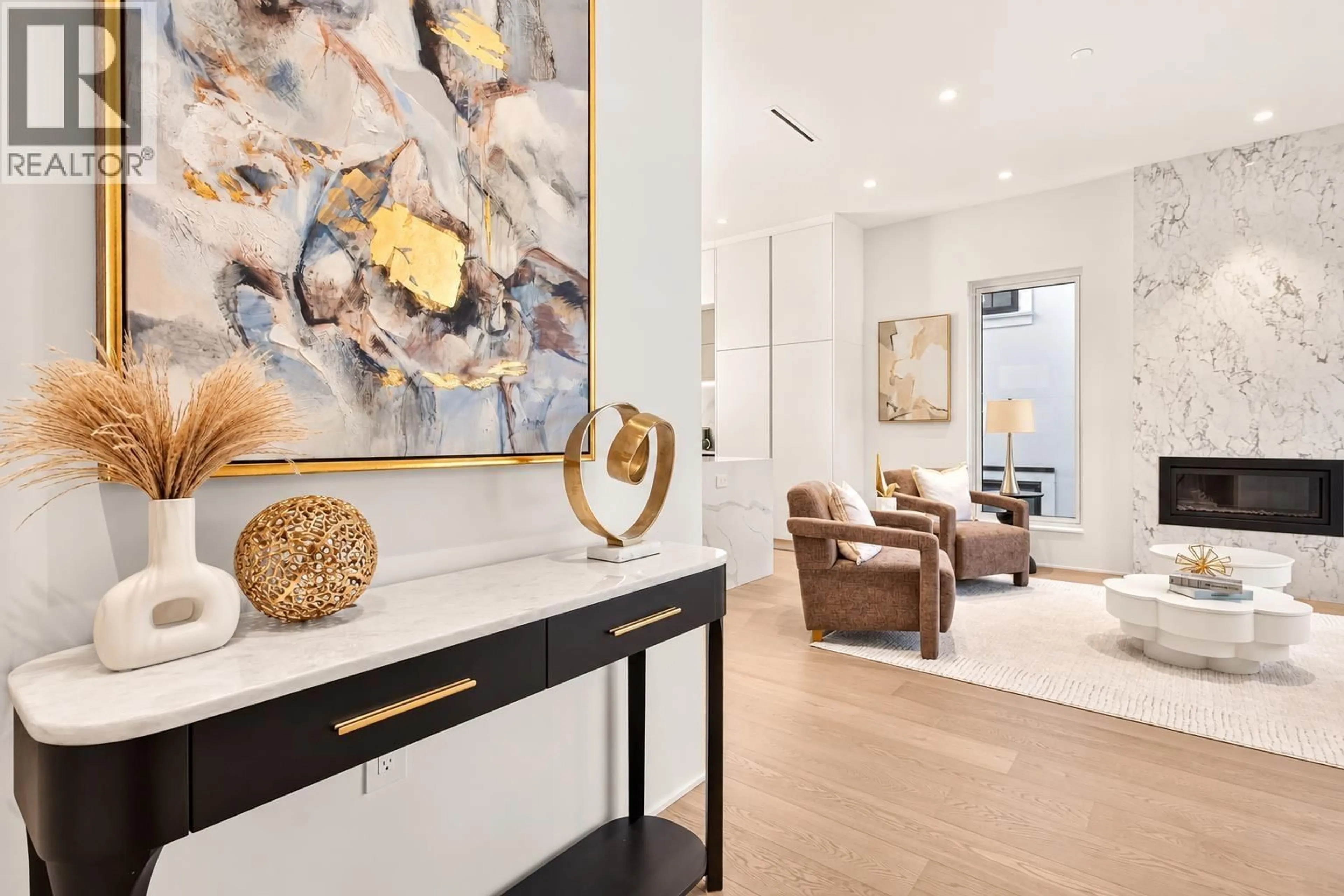 Indoor entryway for 3930 33RD AVENUE, Vancouver British Columbia V6N2H8