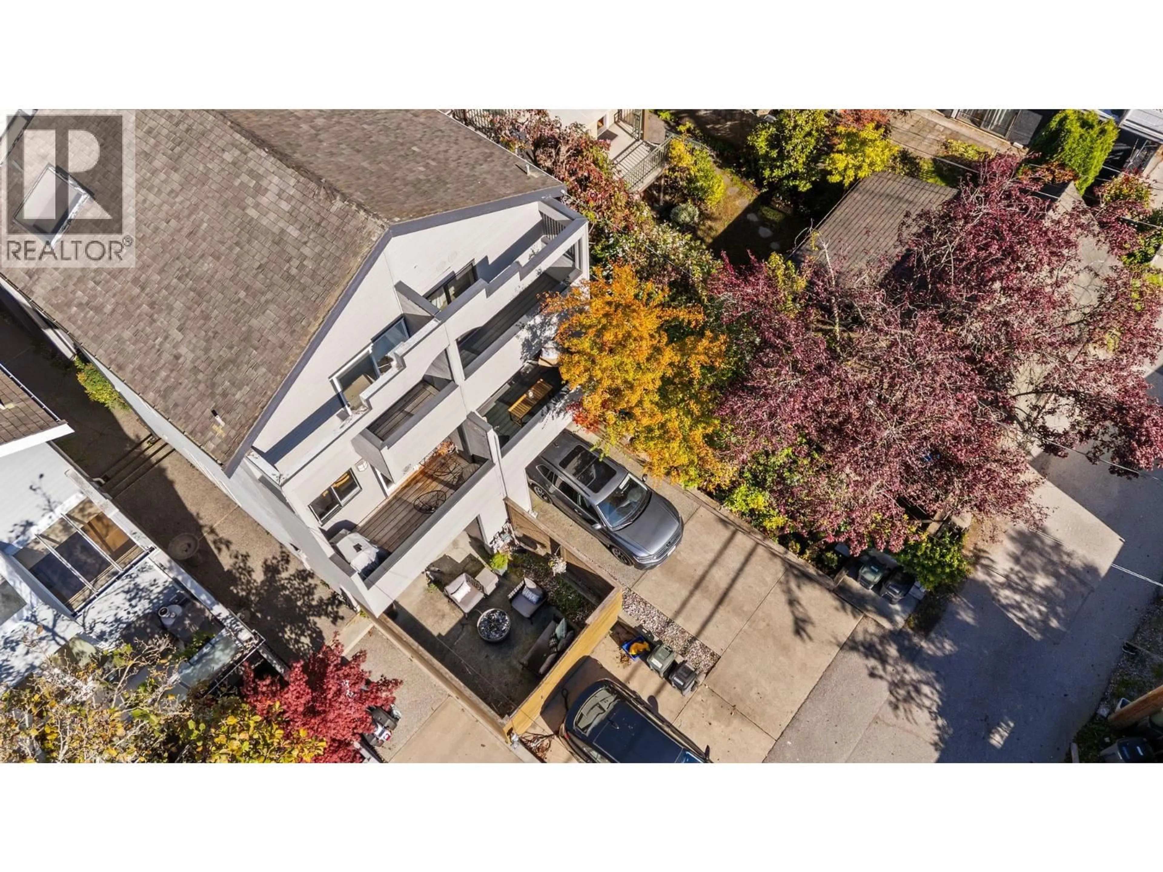 A pic from outside/outdoor area/front of a property/back of a property/a pic from drone, street for 1944 MCNICOLL AVENUE, Vancouver British Columbia V6J1A6