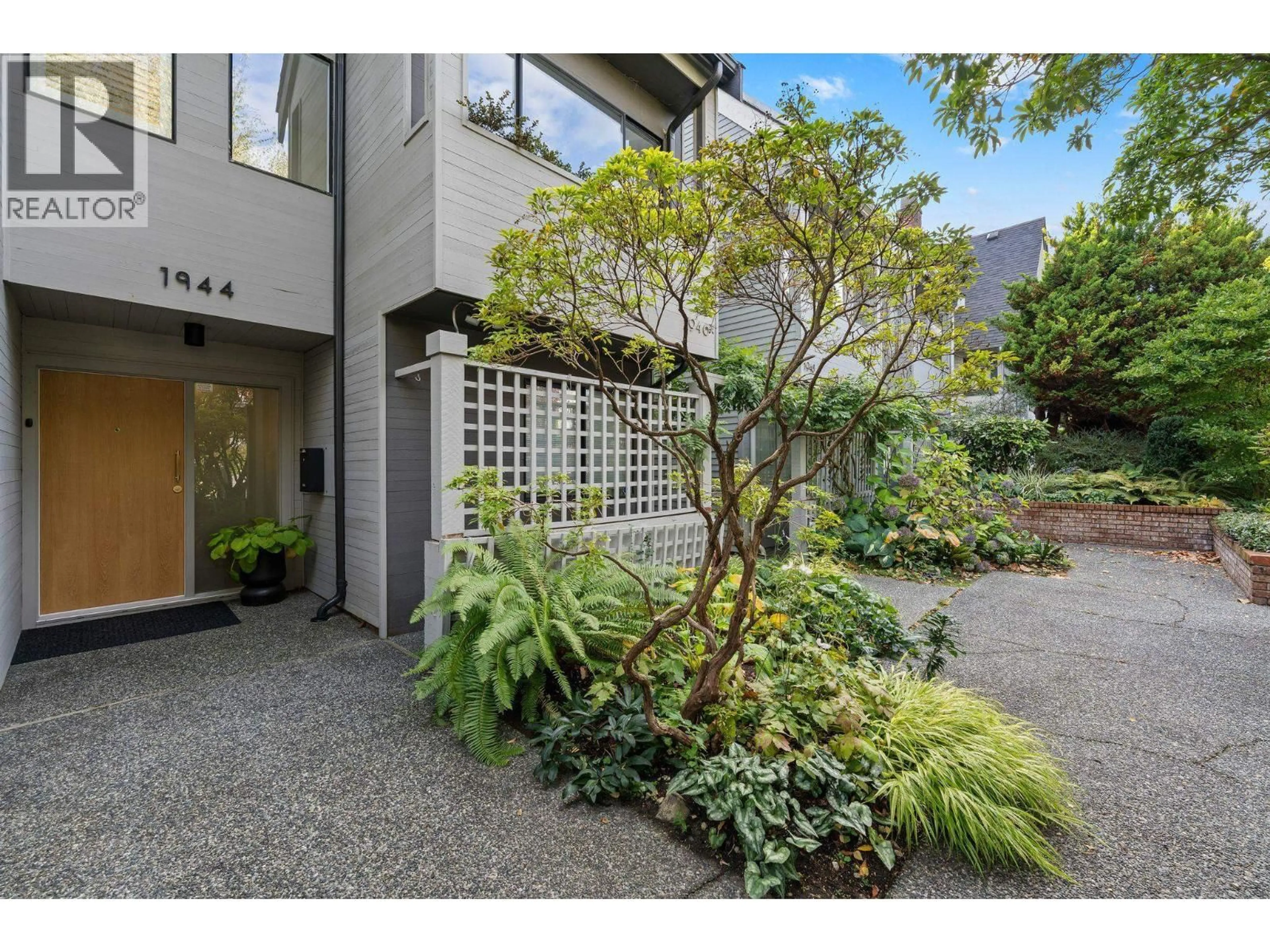 Unknown for 1944 MCNICOLL AVENUE, Vancouver British Columbia V6J1A6