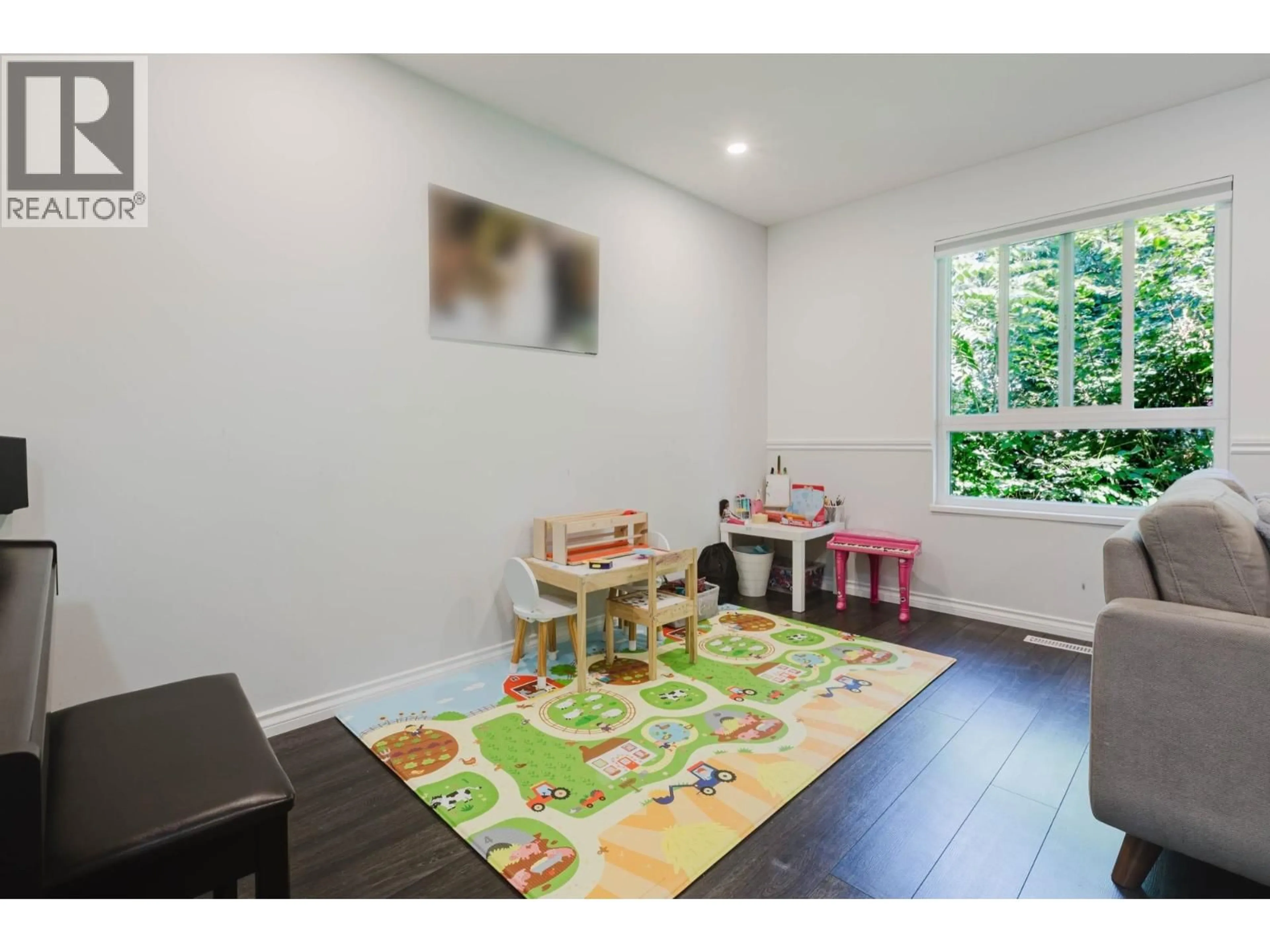 A pic of a room for 40 - 1355 CITADEL DRIVE, Port Coquitlam British Columbia V3C5X6