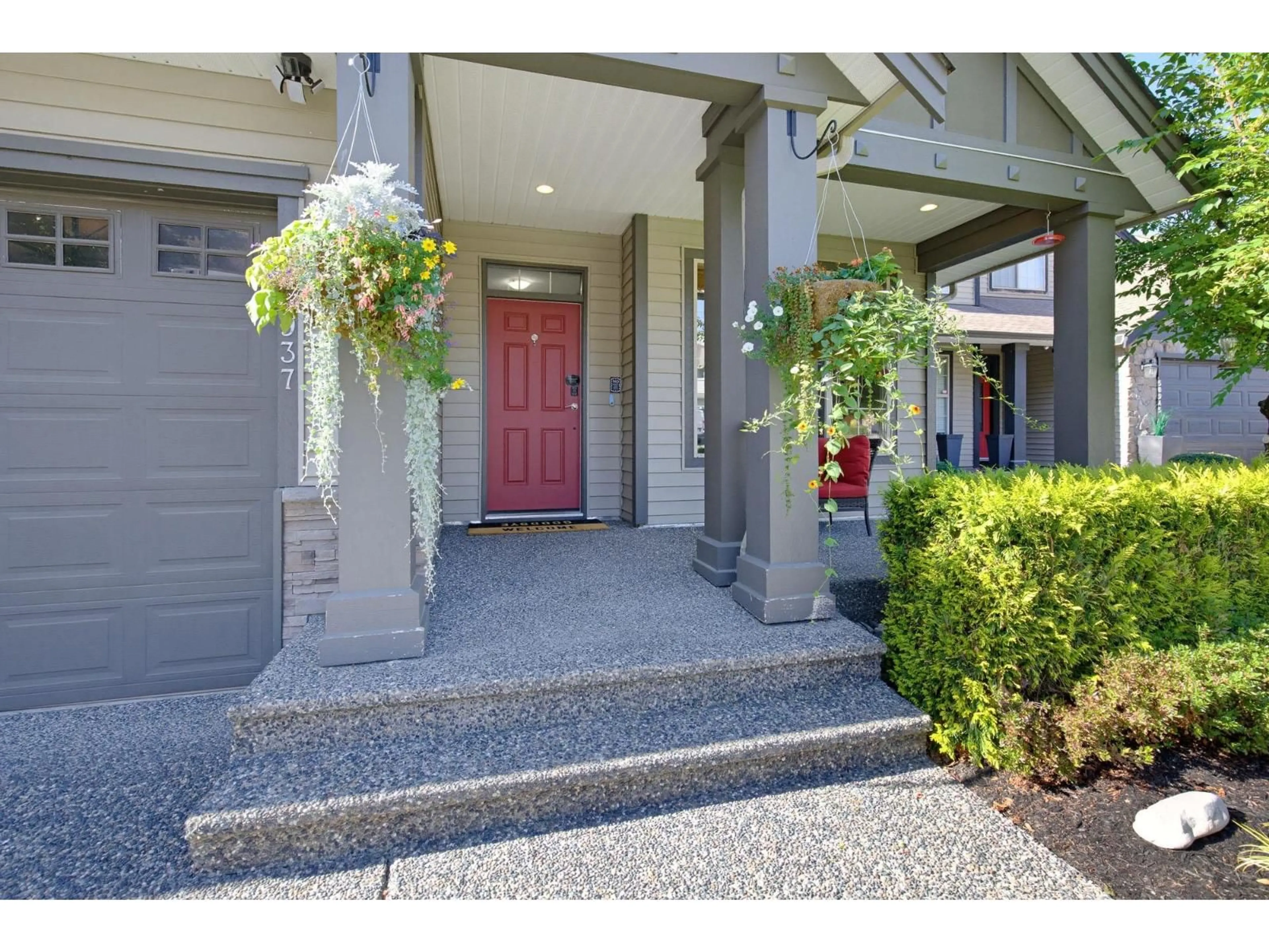 Indoor entryway for 50937 FORD CREEK PLACE, Chilliwack British Columbia V4Z1K5