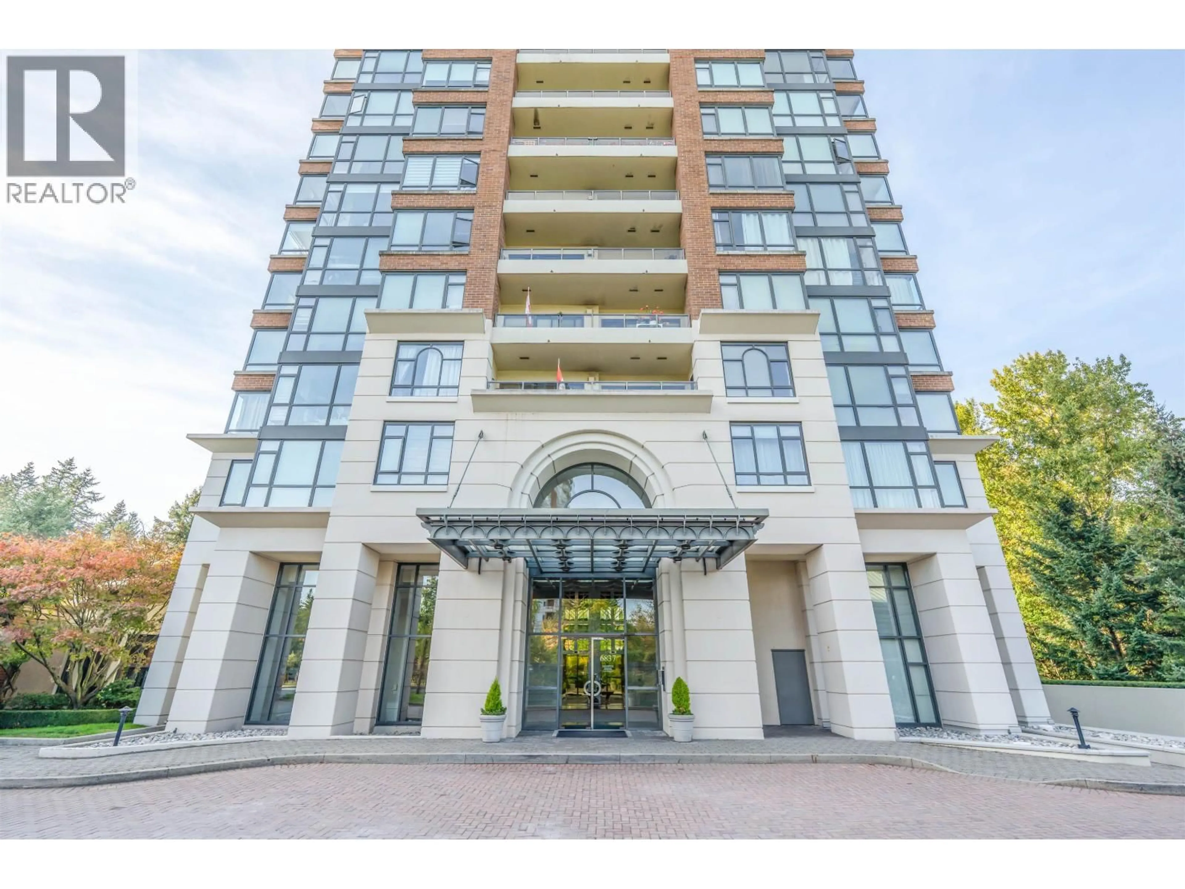 Indoor foyer for 1508 - 6837 STATION HILL DRIVE, Burnaby British Columbia V3N5B7