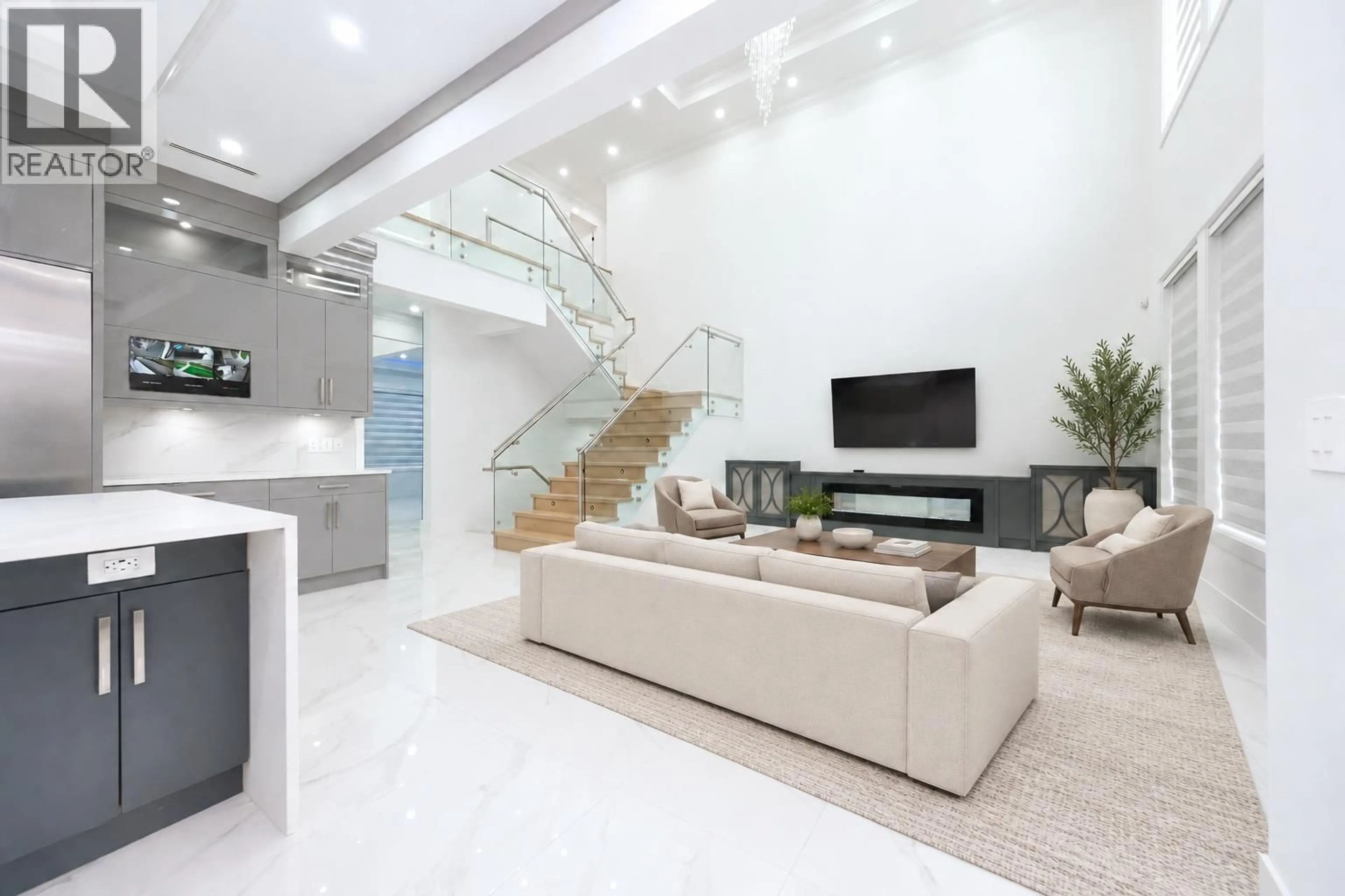 Unknown for 1100 COMO LAKE AVENUE, Coquitlam British Columbia V3J3N8