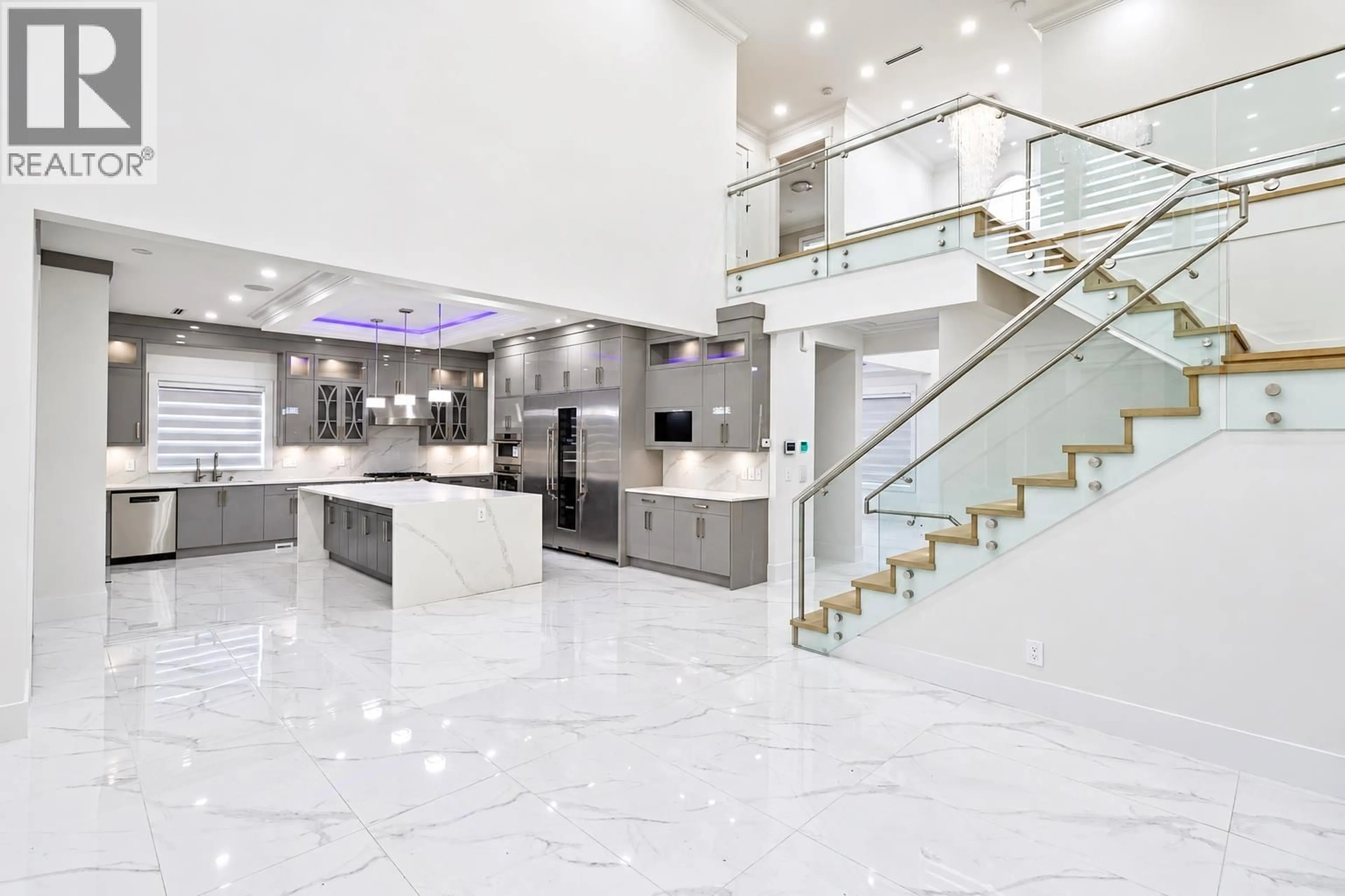 Unknown for 1100 COMO LAKE AVENUE, Coquitlam British Columbia V3J3N8