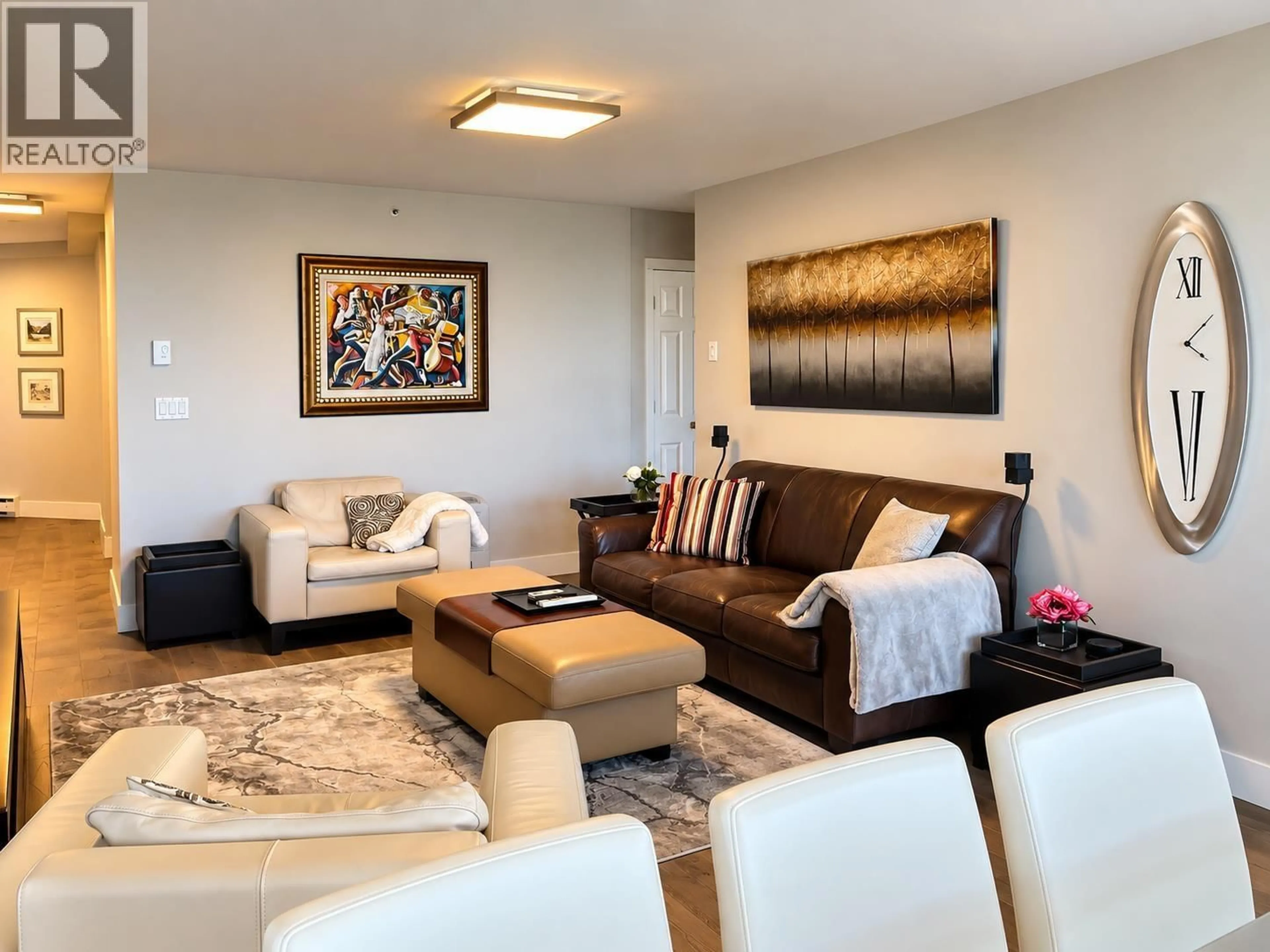 Living room with furniture, unknown for 16A - 338 TAYLOR WAY, West Vancouver British Columbia V7T2Y1