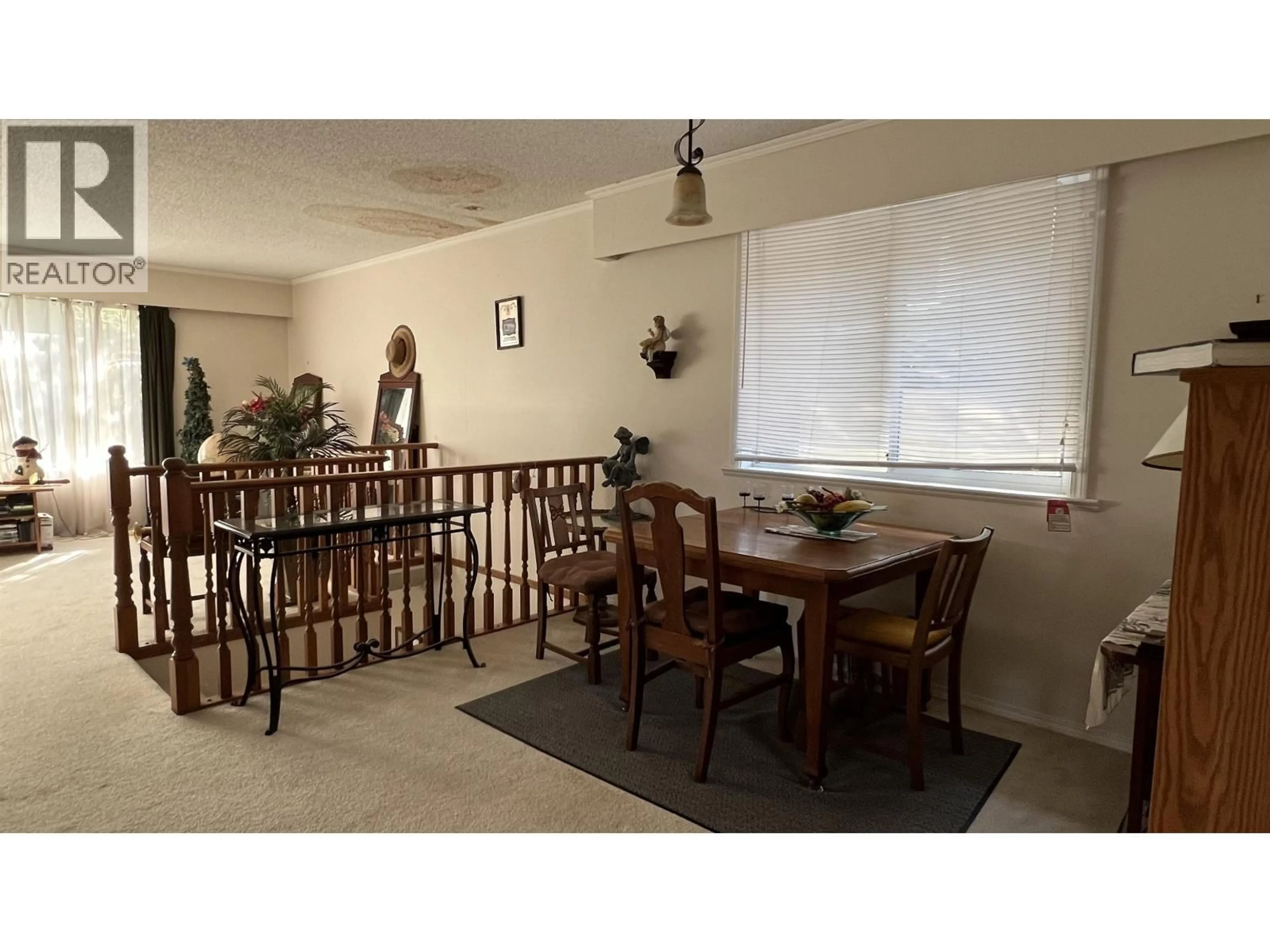 A pic of a room for 2253 CENTRAL AVENUE, Port Coquitlam British Columbia V3C1V7
