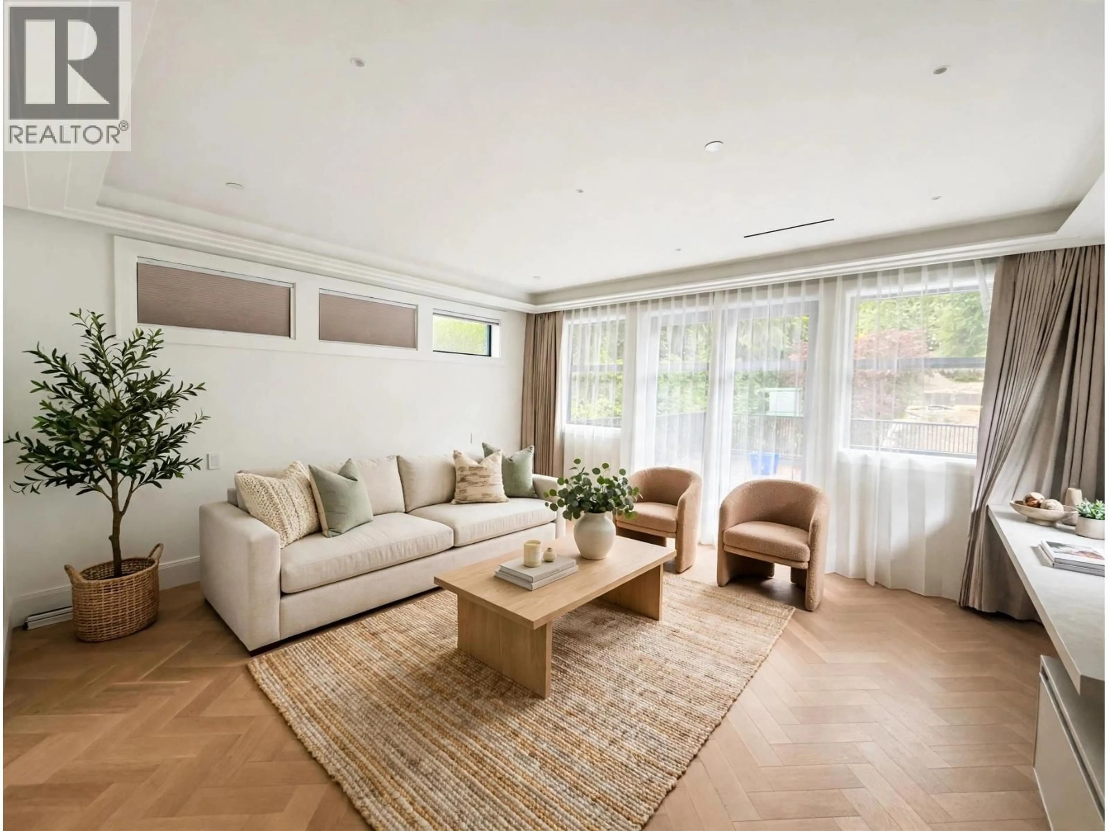 Living room with furniture, unknown for 4770 DRUMMOND DRIVE, Vancouver British Columbia V6T1B4