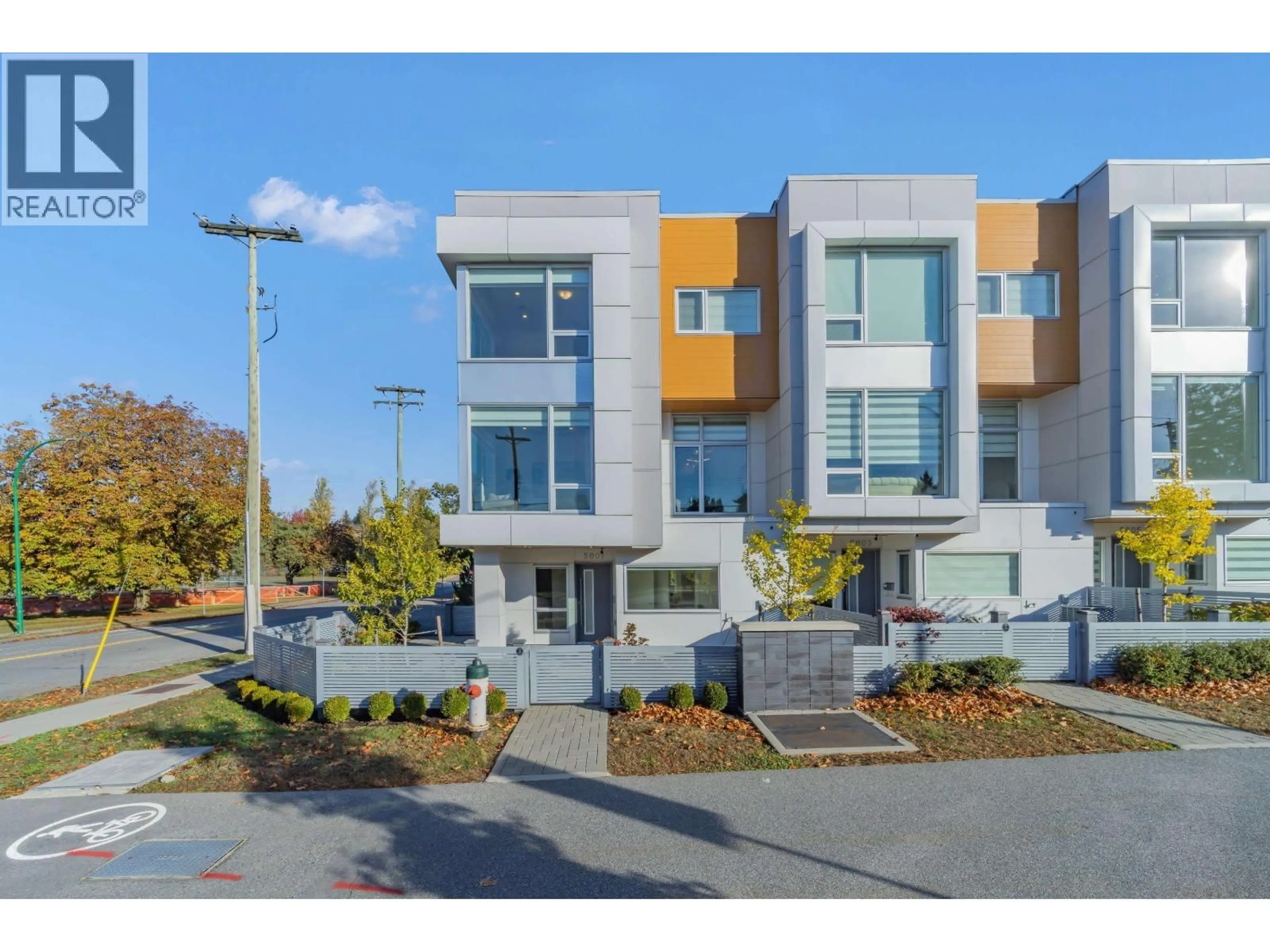 Home with vinyl exterior material, street for 5601 RUMBLE STREET, Burnaby British Columbia V5J2C3