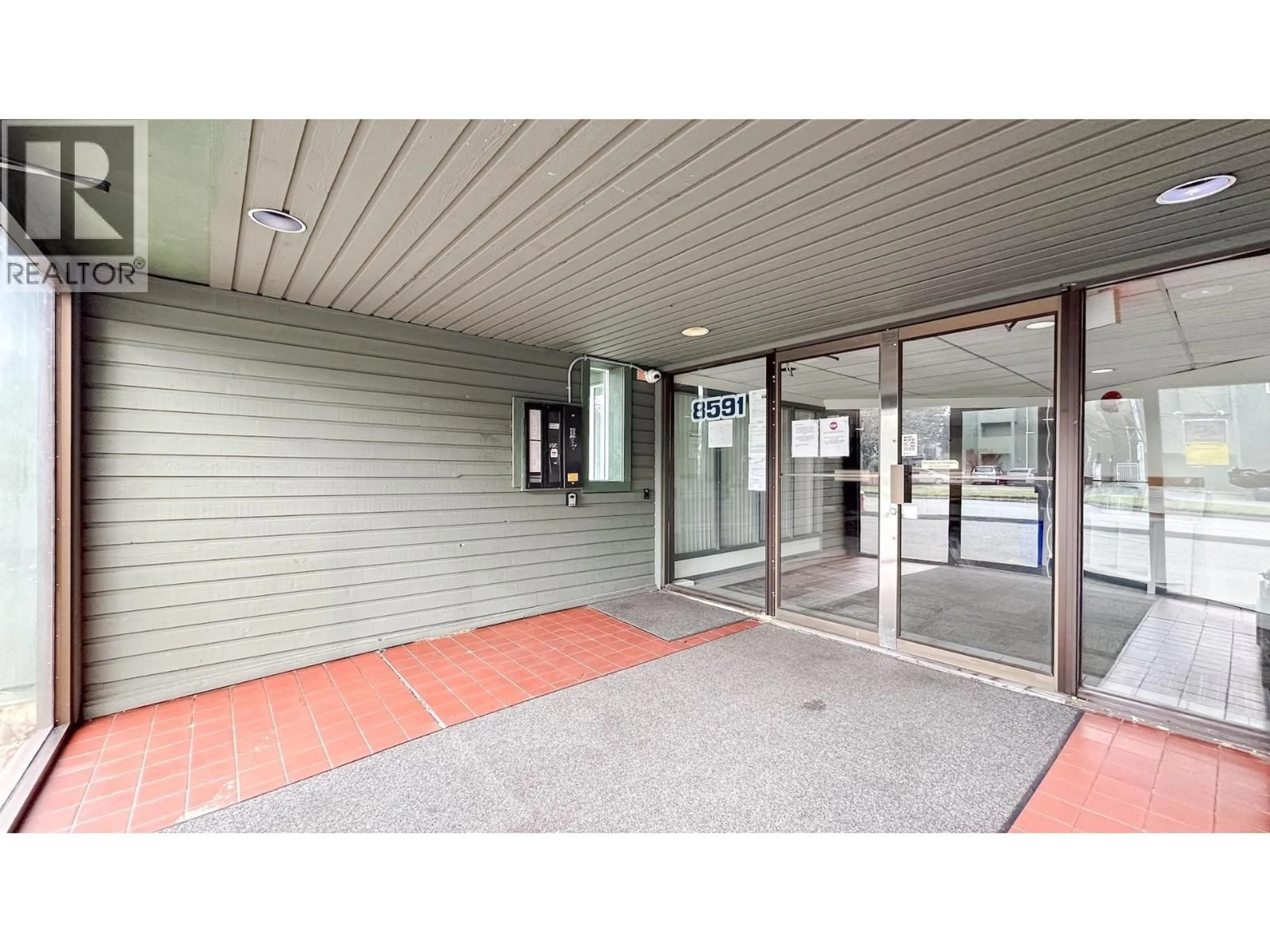 Indoor foyer for 307 - 8591 WESTMINSTER HIGHWAY, Richmond British Columbia V6X3E2