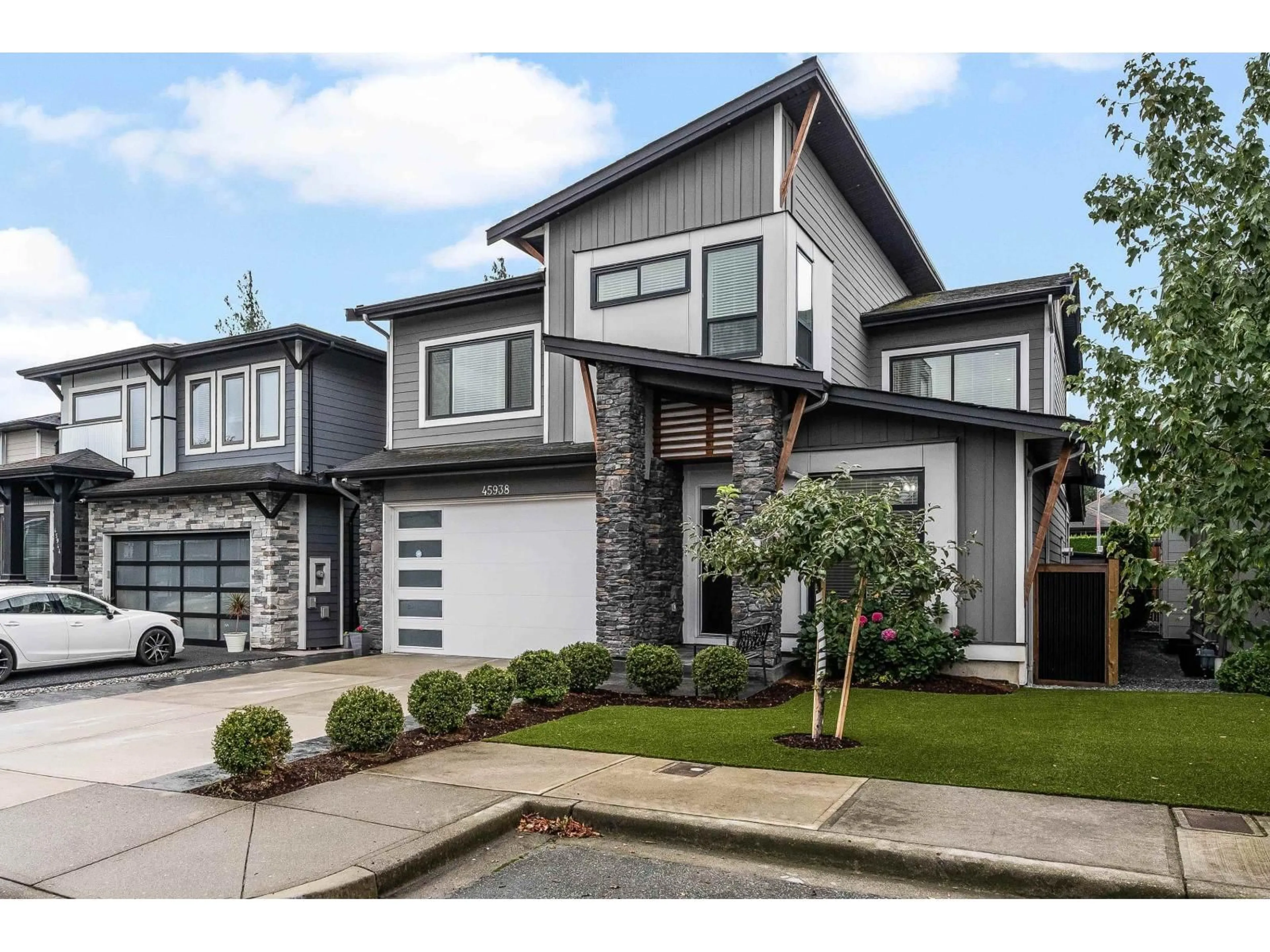 Home with brick exterior material, street for 45938 BIRDIE PLACE, Chilliwack British Columbia V2R0Z8