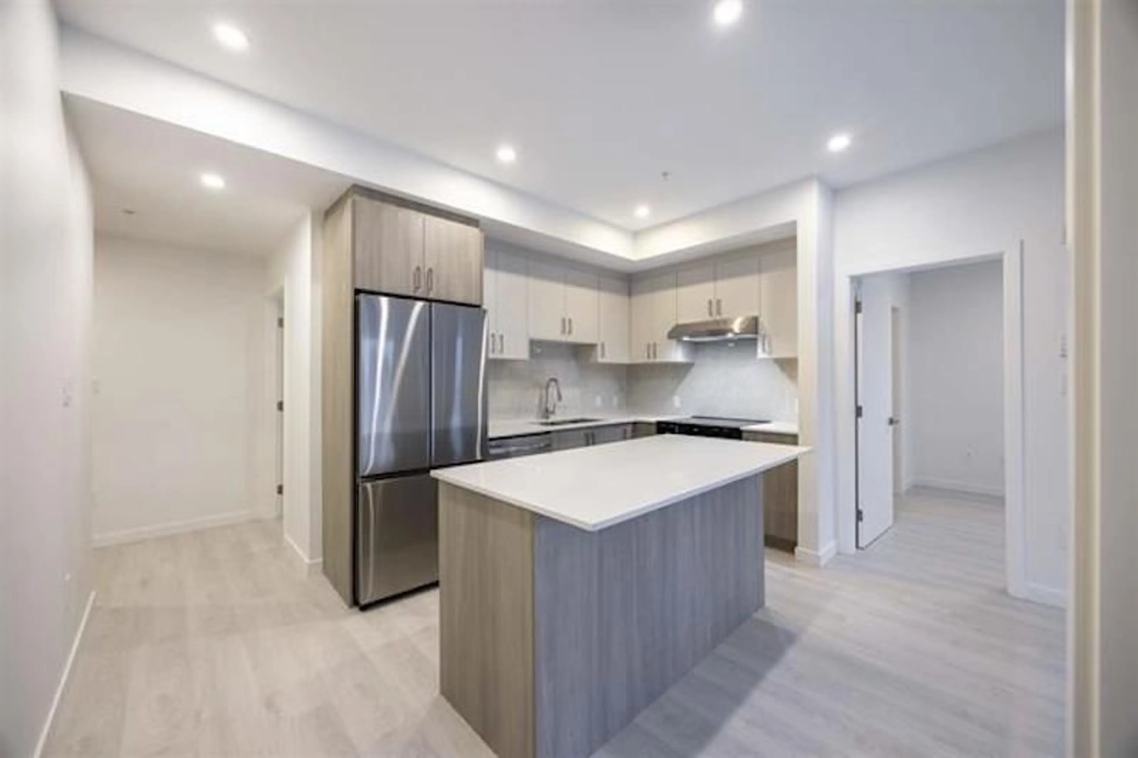 Open concept kitchen, unknown for 302 - 13838 108 AVENUE, Surrey British Columbia V3T0T8