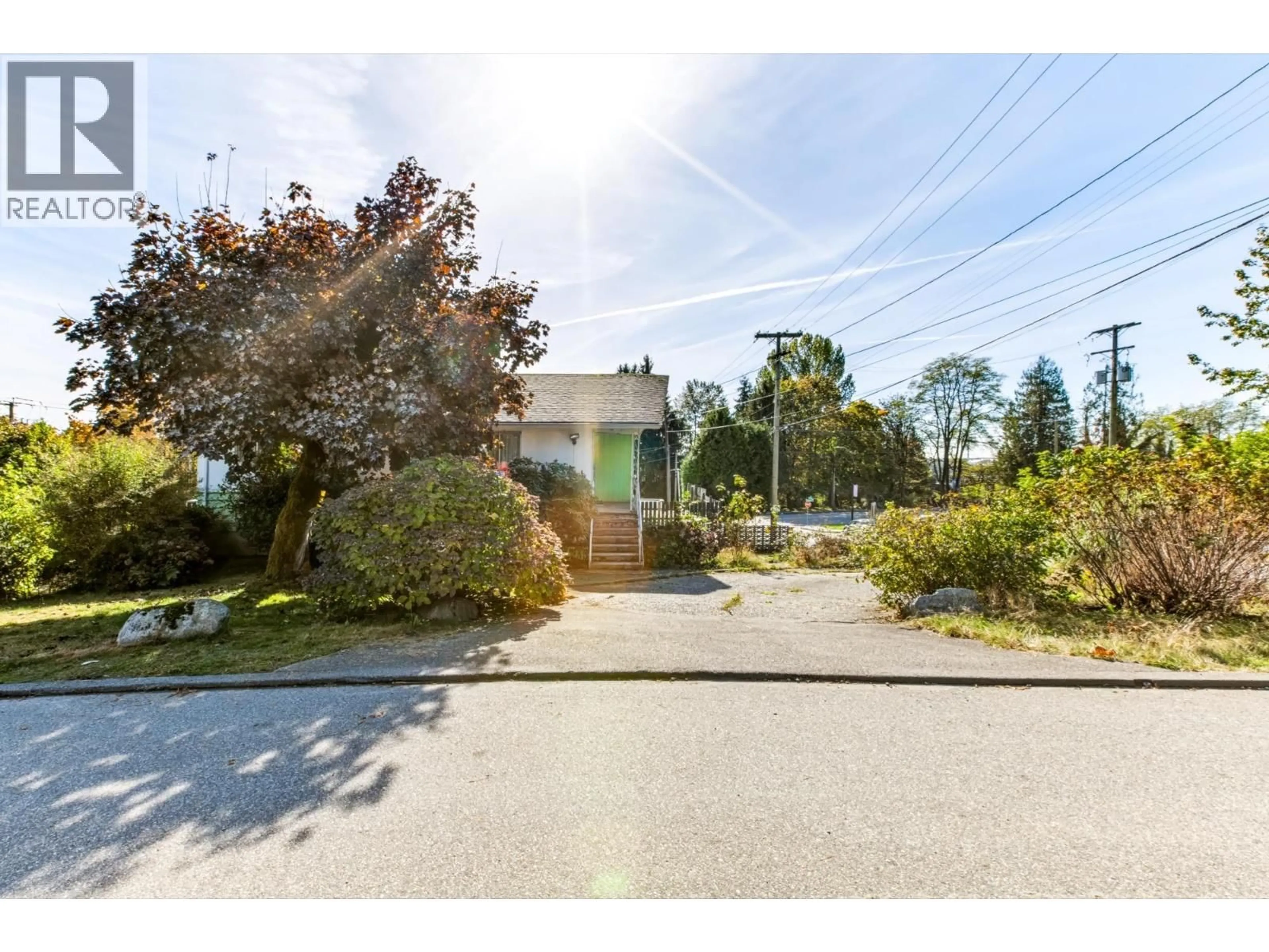 A pic from outside/outdoor area/front of a property/back of a property/a pic from drone, street for 205 NELSON STREET, Coquitlam British Columbia V3K4M5
