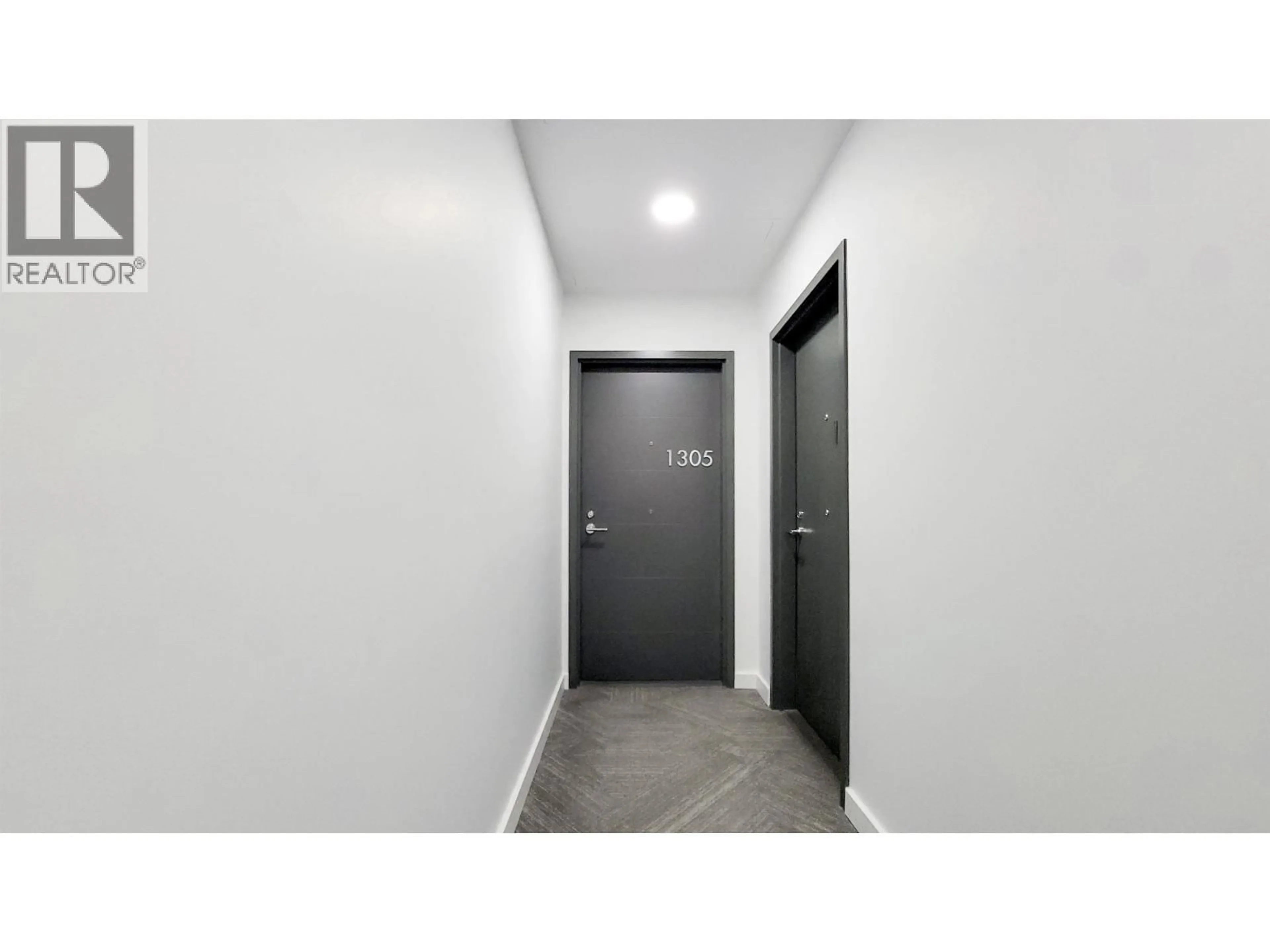 Indoor foyer for 1305 - 4650 BRENTWOOD BOULEVARD, Burnaby British Columbia V5C0M3