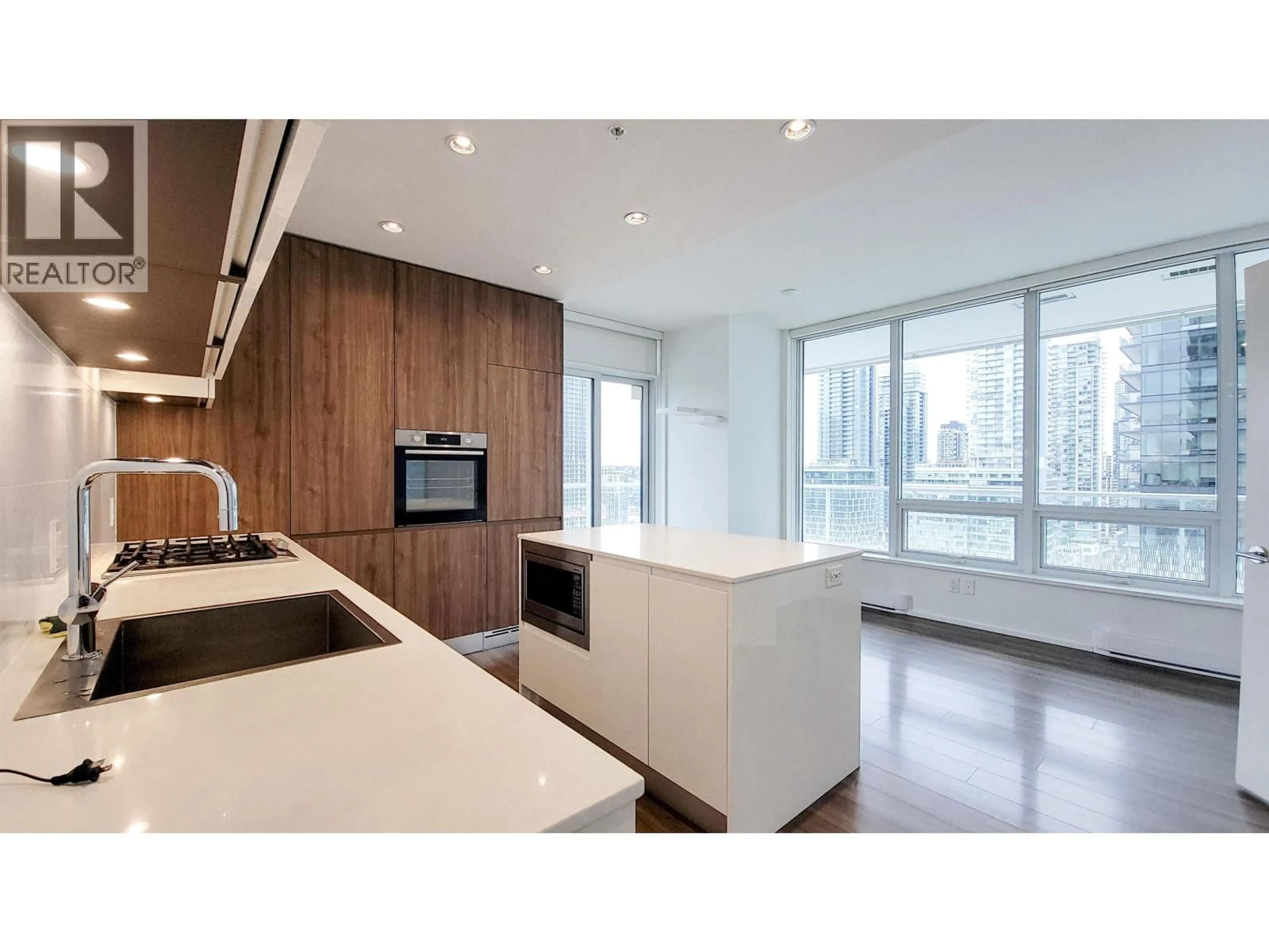 Open concept kitchen, wood/laminate floor for 1305 - 4650 BRENTWOOD BOULEVARD, Burnaby British Columbia V5C0M3