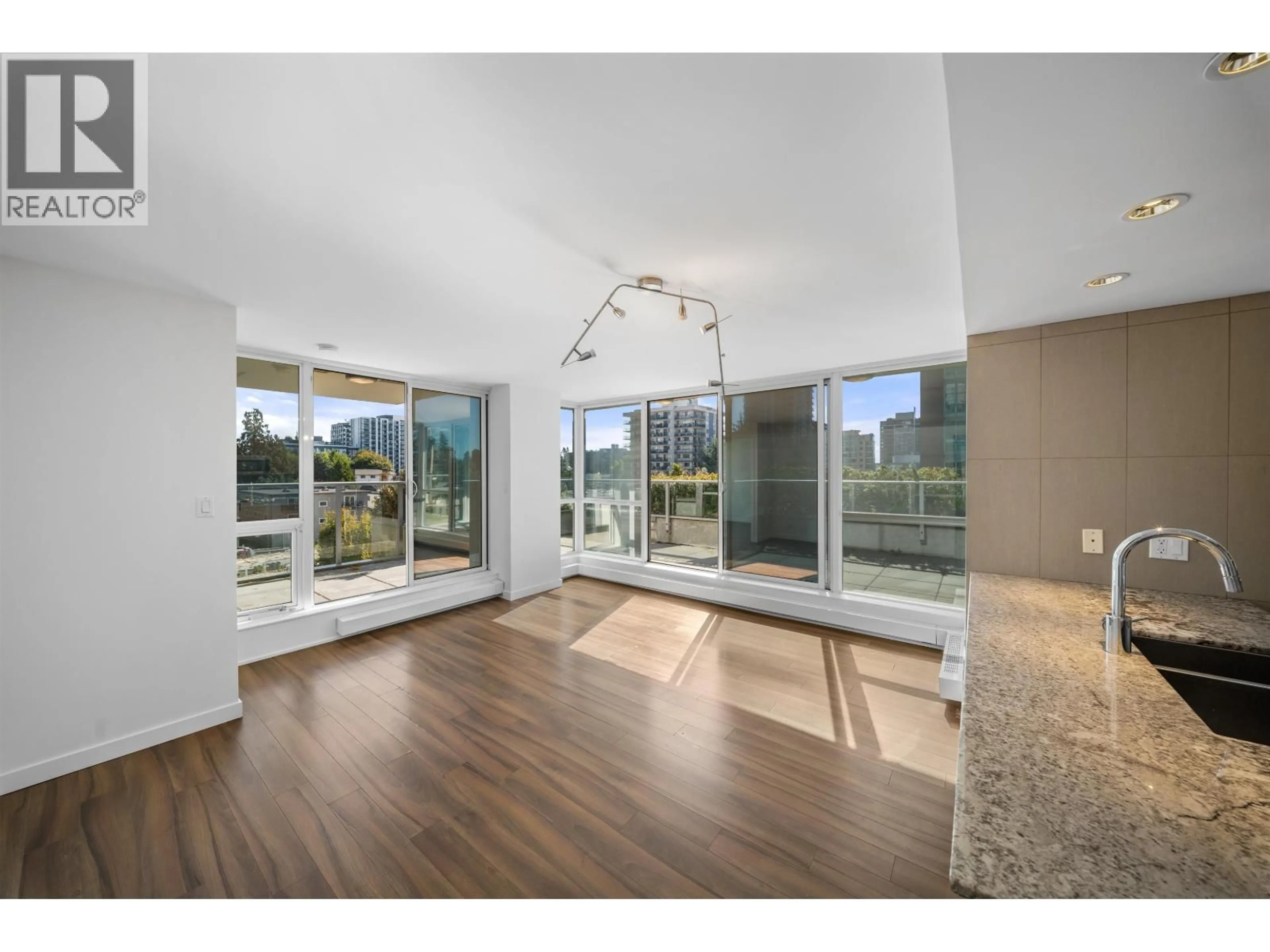 Unknown for 519 - 135 17TH STREET, North Vancouver British Columbia V7L0C4