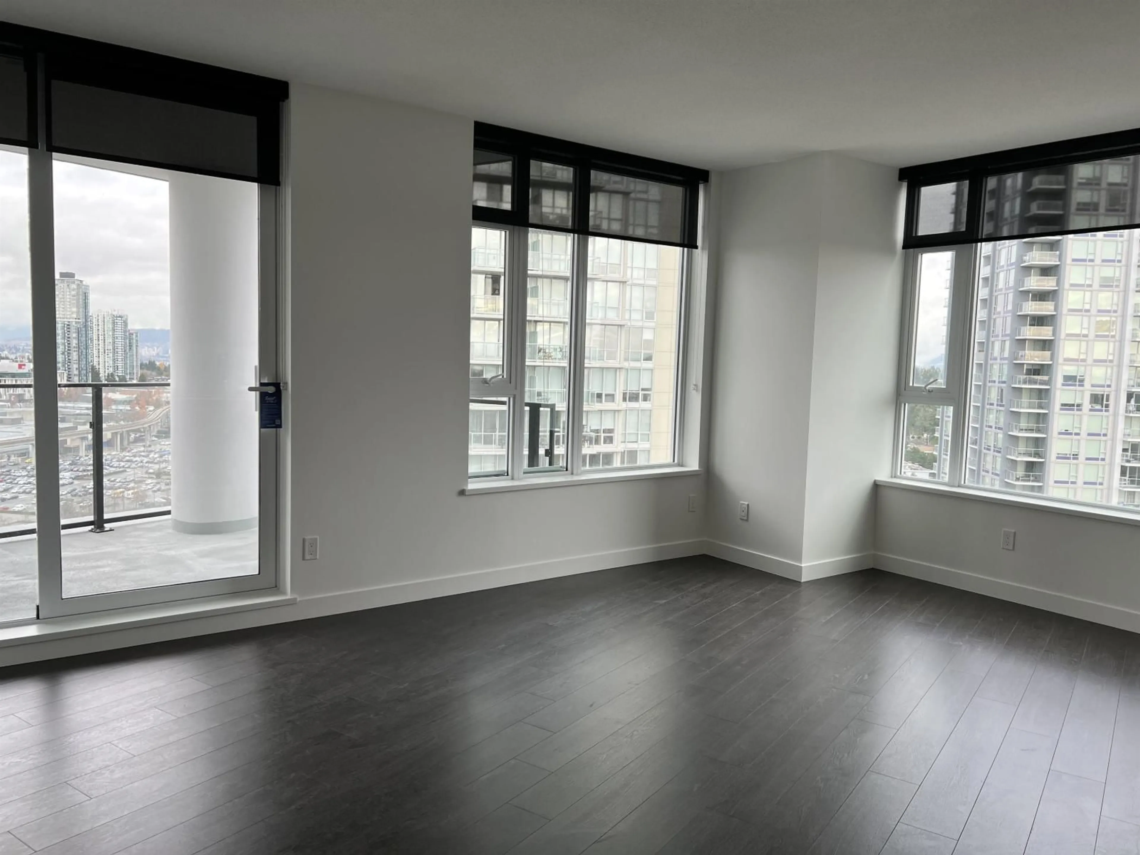 A pic of a room for 3104 - 9887 WHALLEY BOULEVARD, Surrey British Columbia V3T0P4