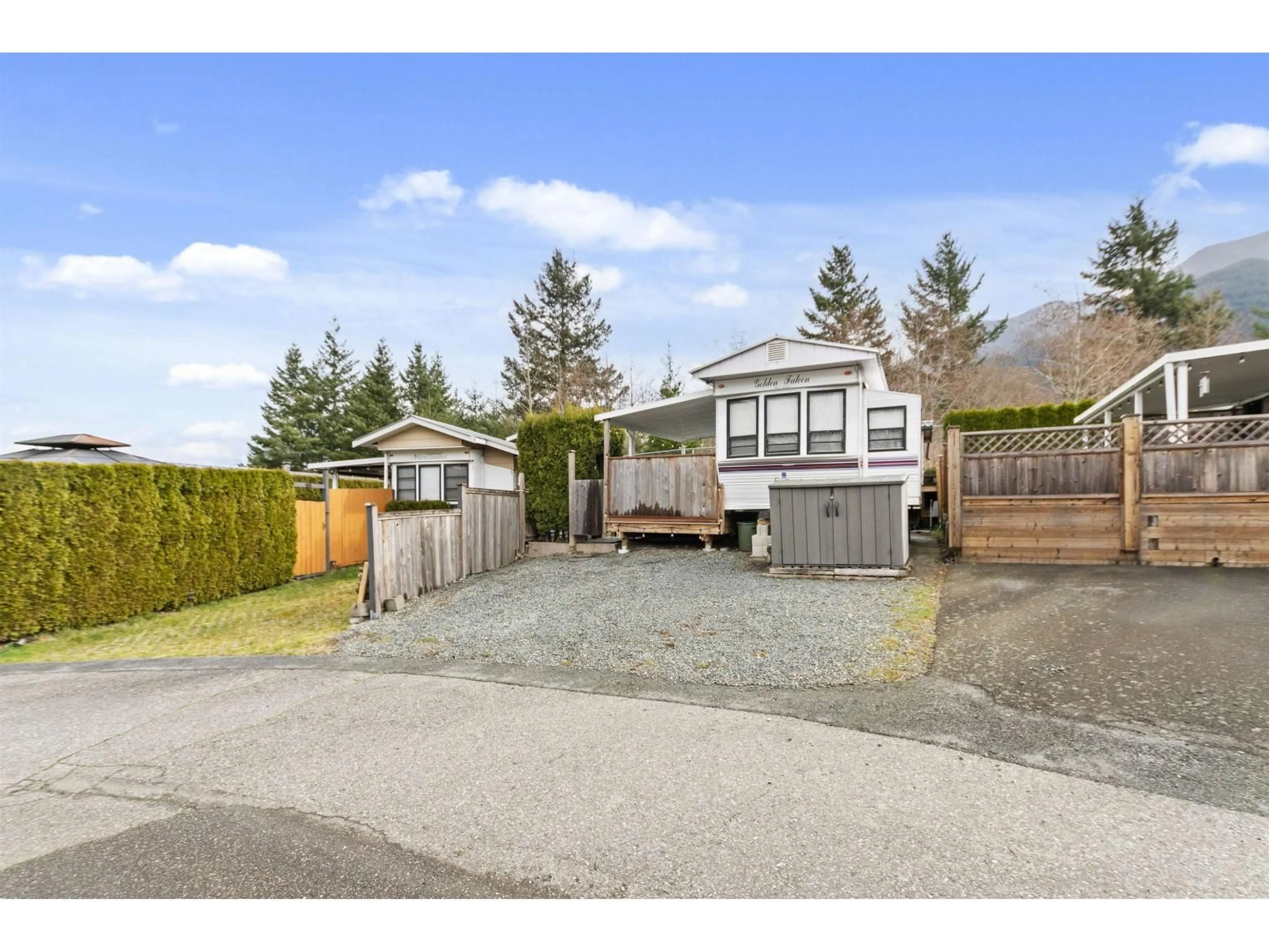A pic from outside/outdoor area/front of a property/back of a property/a pic from drone, street for 189 - 1436 FROST ROAD, Chilliwack British Columbia V2R4X8