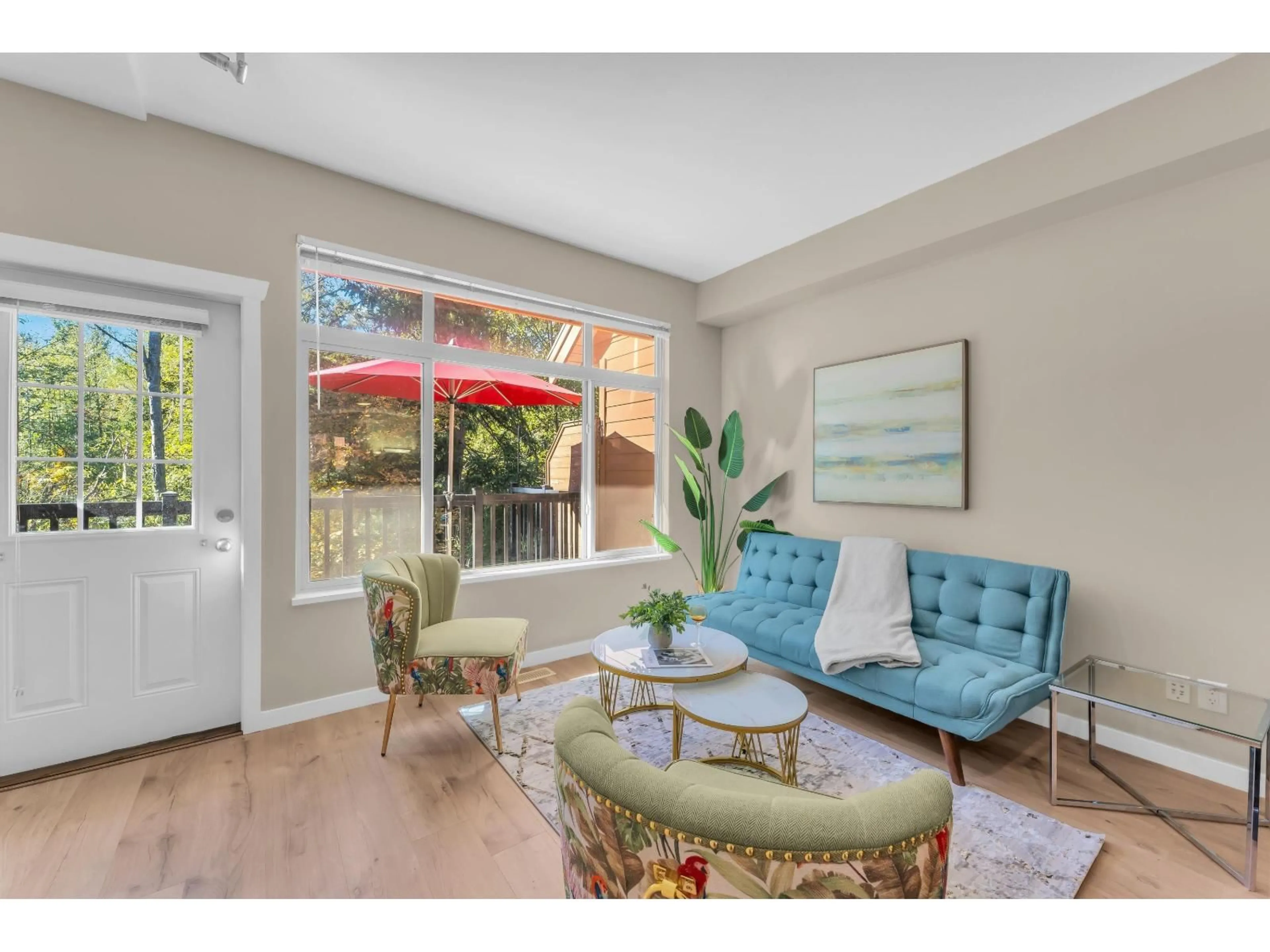 Living room with furniture, unknown for 16 - 15151 34 AVENUE, Surrey British Columbia V3Z4P5