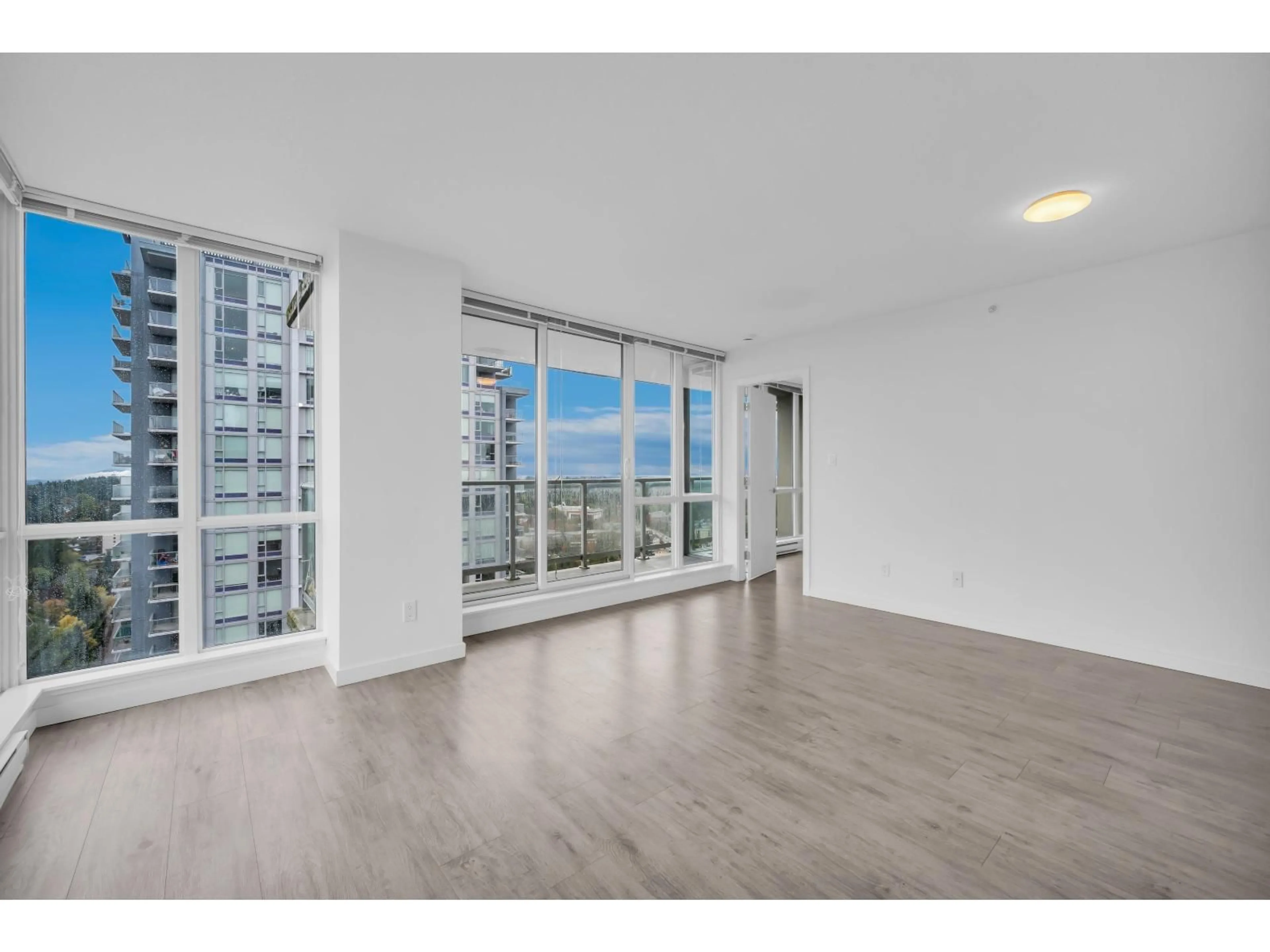 A pic of a room for 3407 - 13688 100 AVENUE, Surrey British Columbia V3T0G5