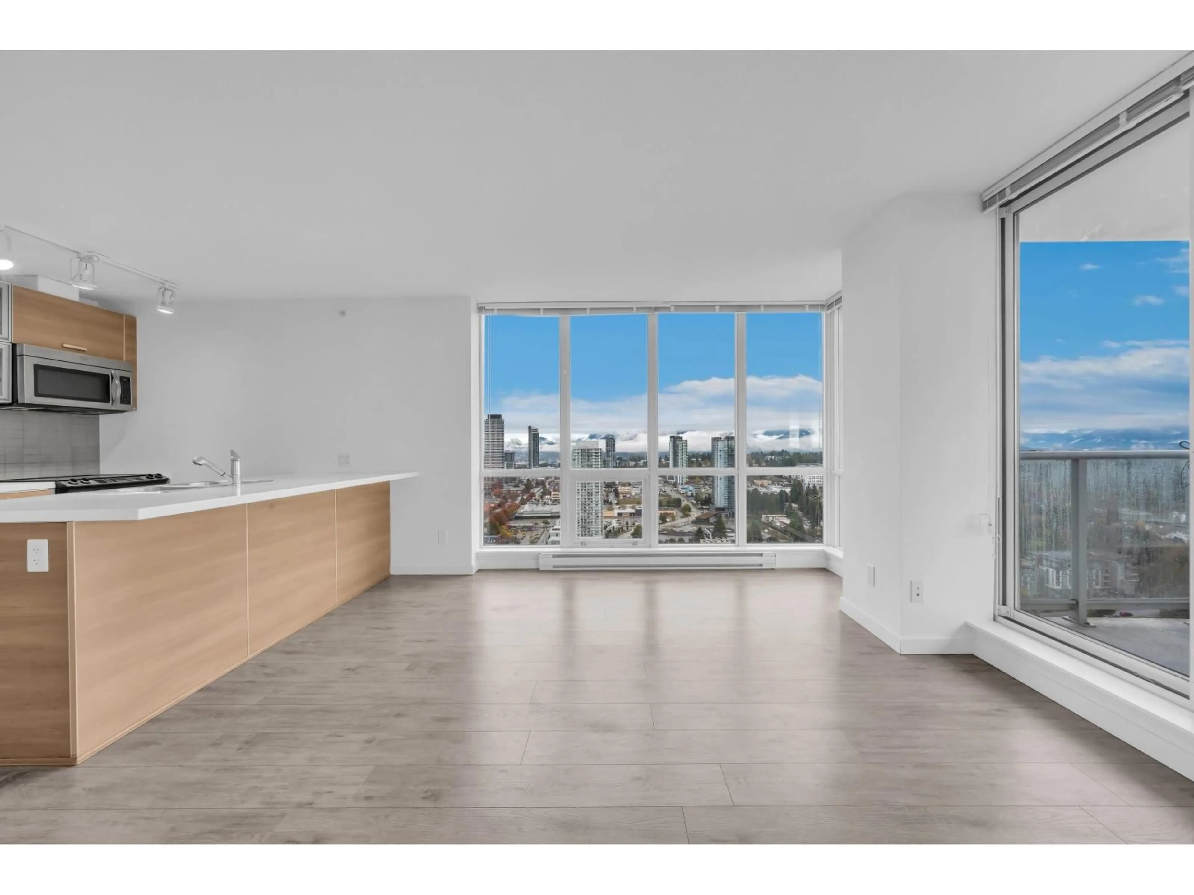 A pic of a room for 3407 - 13688 100 AVENUE, Surrey British Columbia V3T0G5