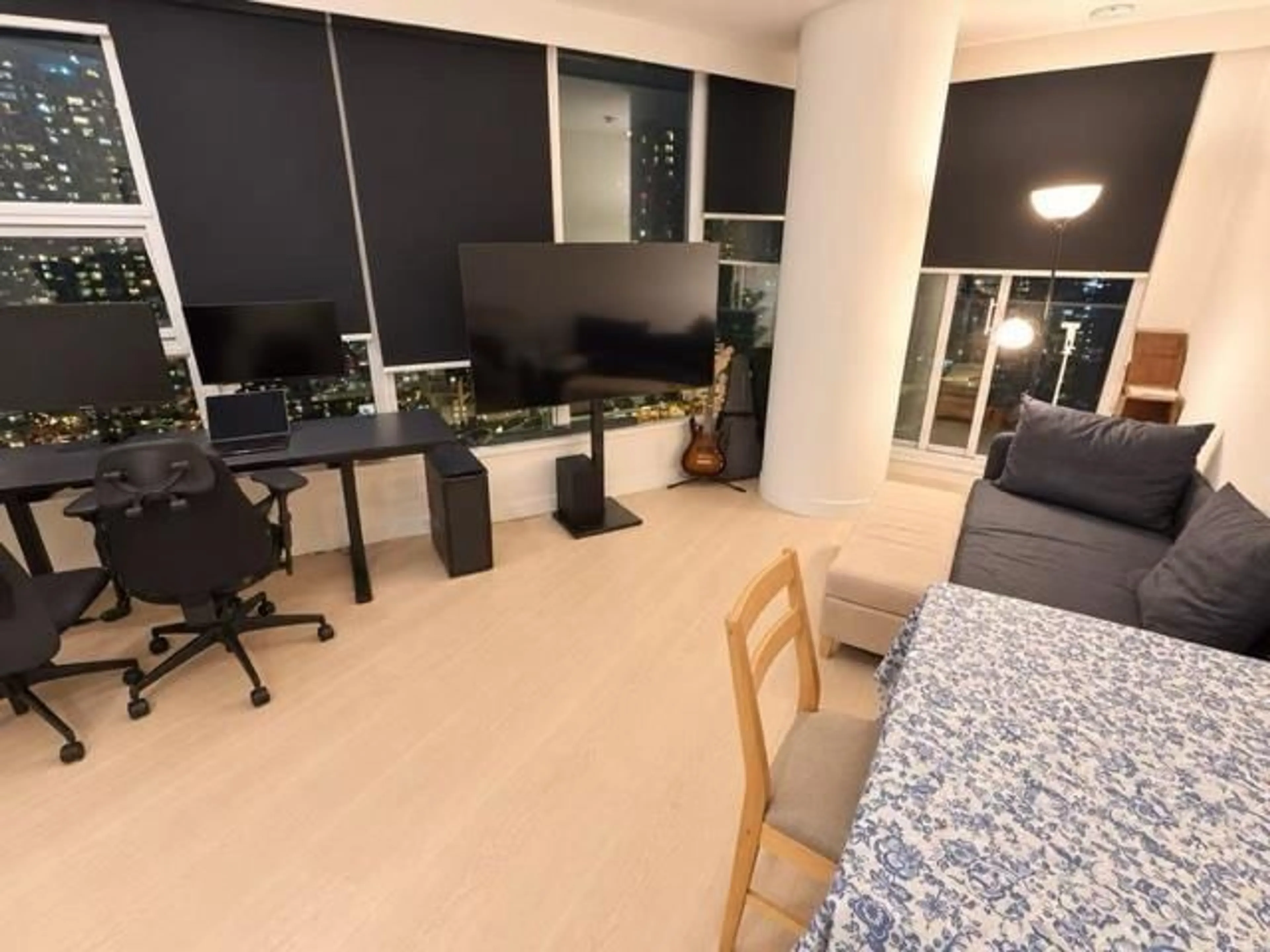 A pic of a room for 2908 - 13768 100 AVENUE, Surrey British Columbia V3T0V2