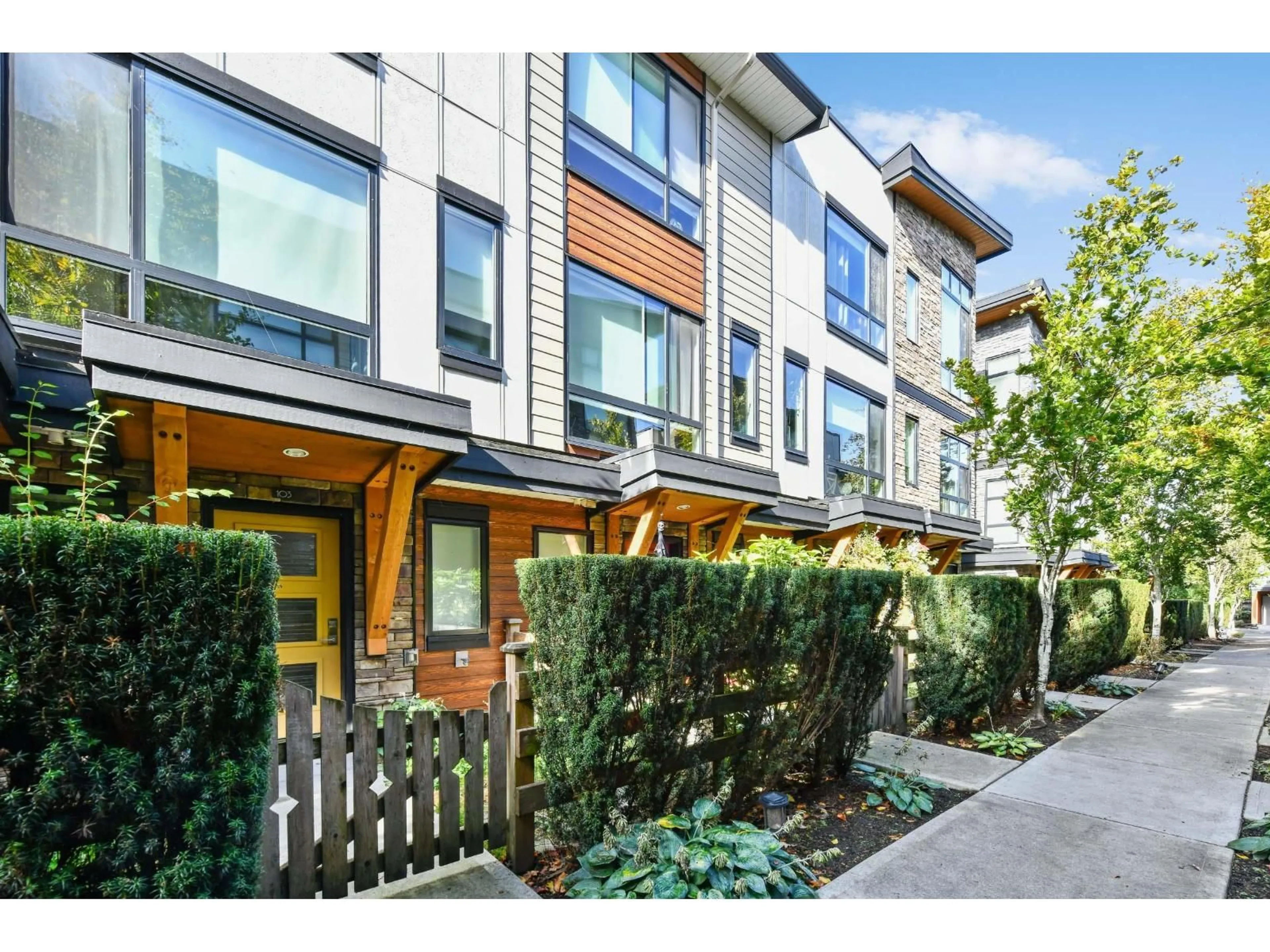 Unknown for 103 - 16488 64TH AVENUE, Surrey British Columbia V3S6X6
