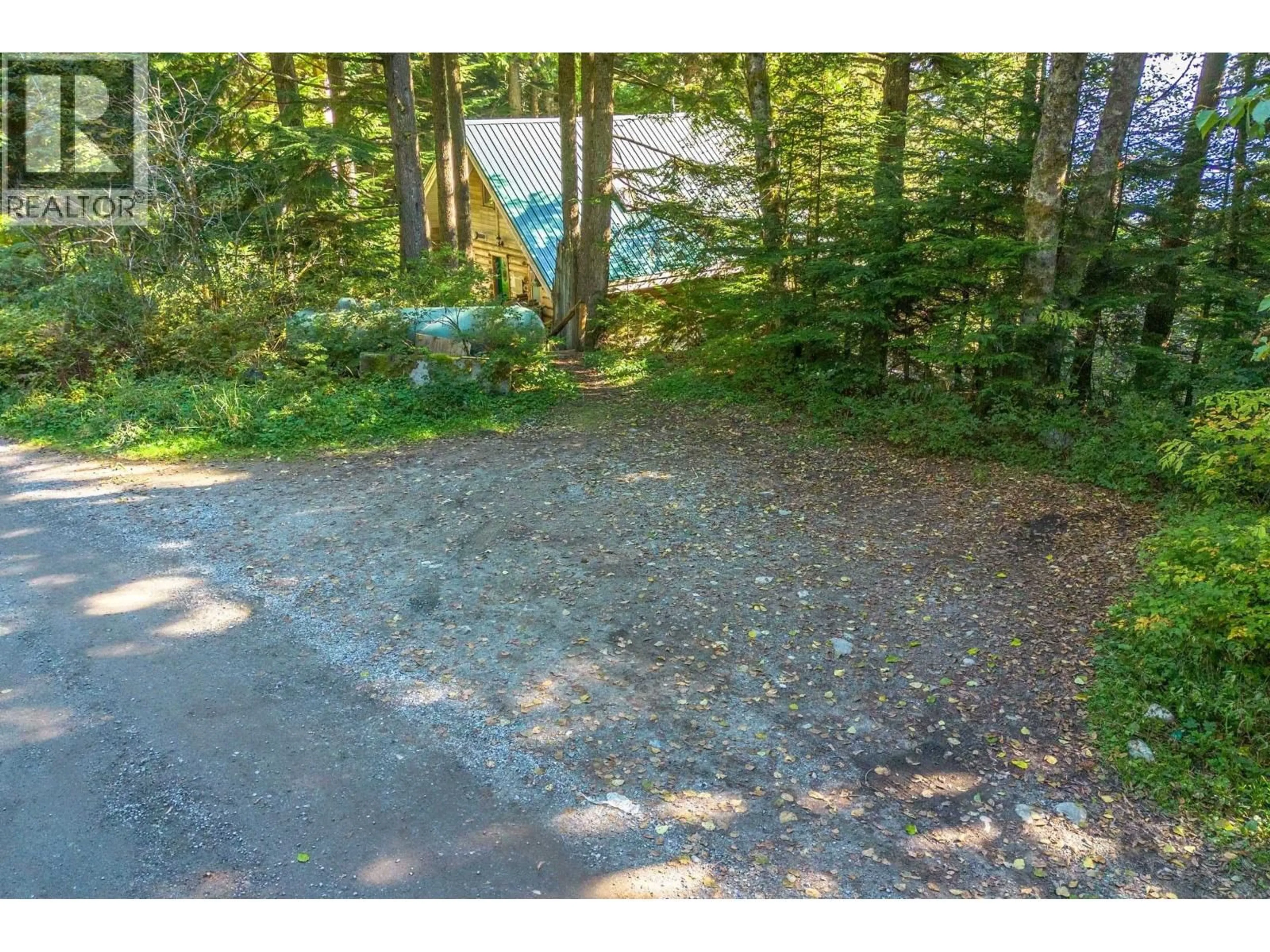 A pic from outside/outdoor area/front of a property/back of a property/a pic from drone, water/lake/river/ocean view for 1C HOLLYBURN RIDGE, West Vancouver British Columbia V0V0V0