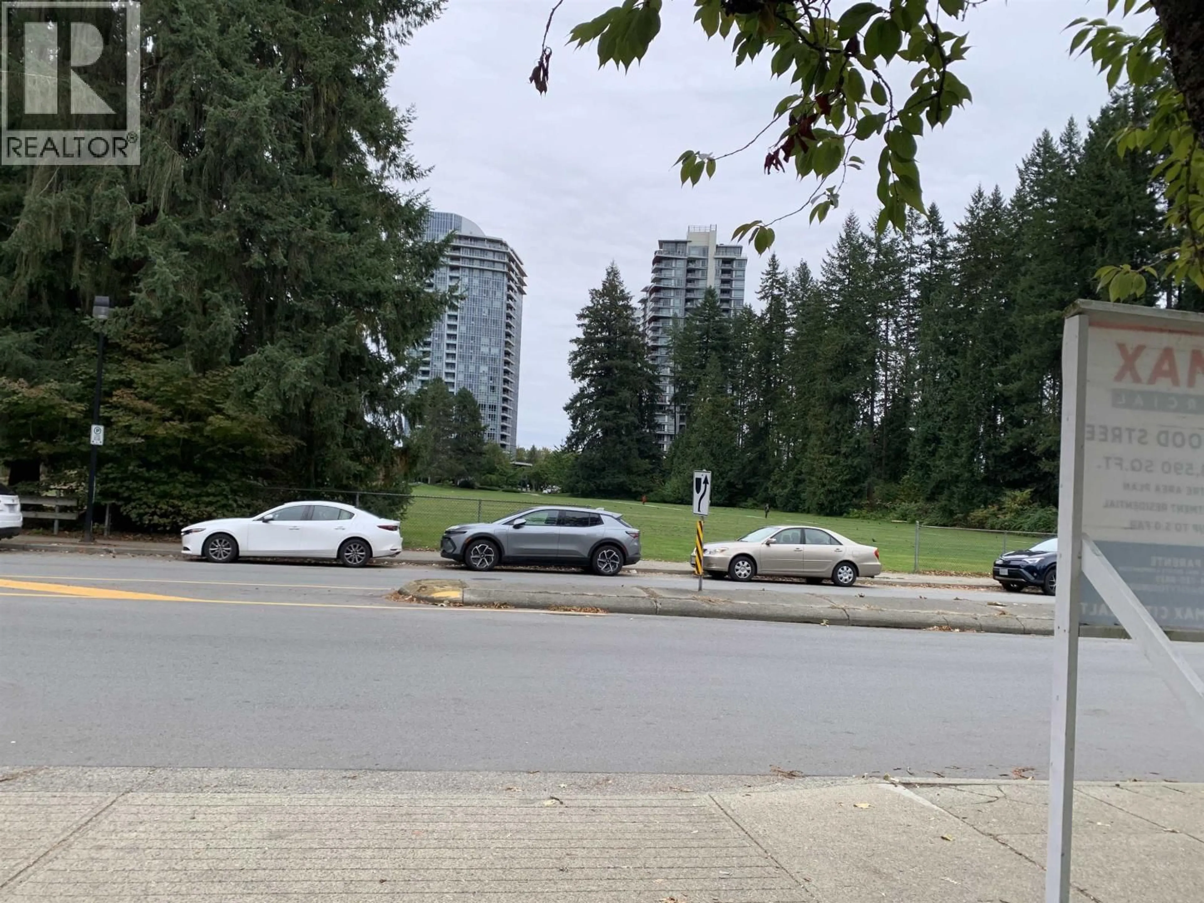 Blurry image for 215 - 1148 WESTWOOD STREET, Coquitlam British Columbia V3B7M5
