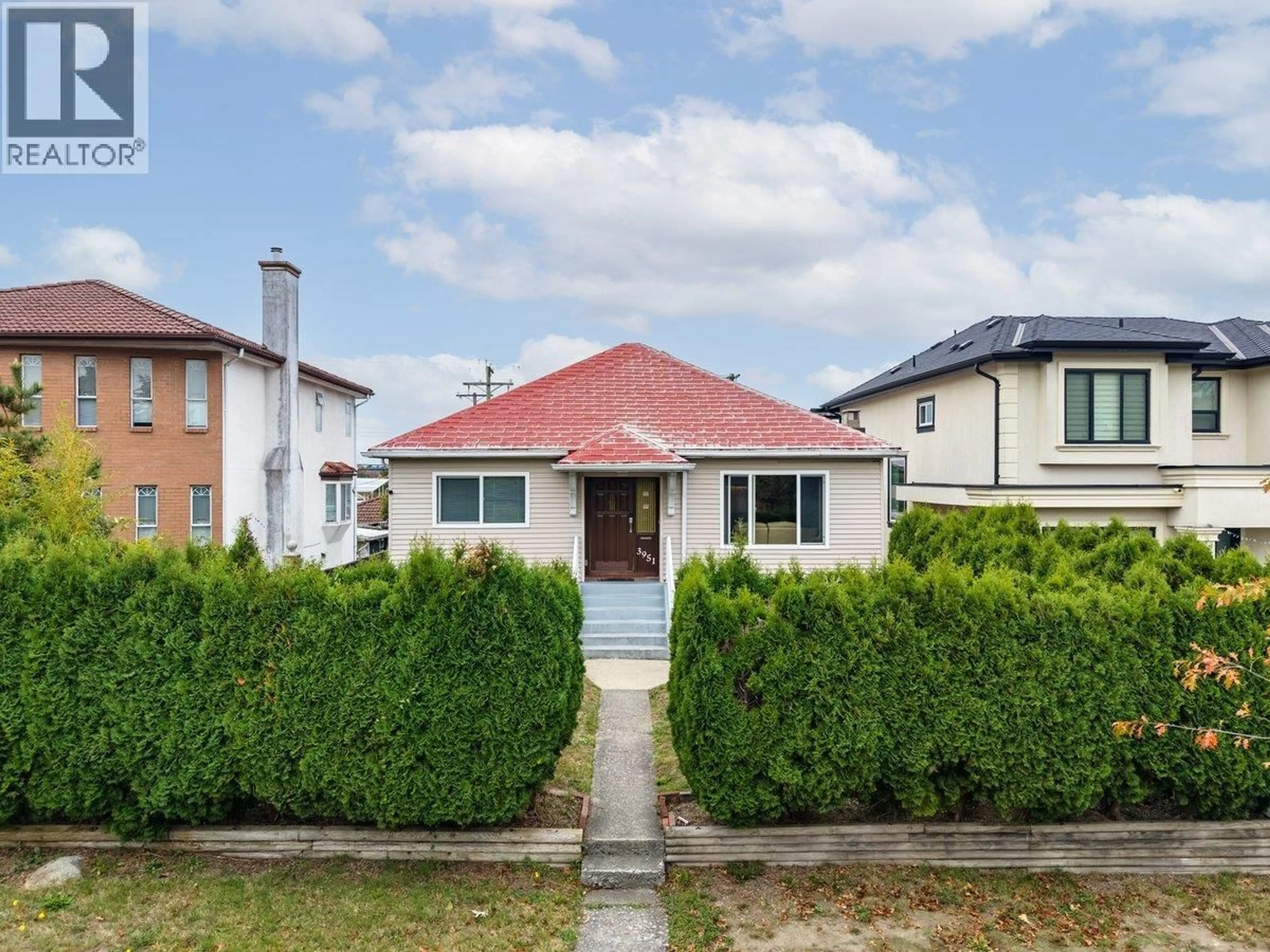 Unknown for 3951 SLOCAN STREET, Vancouver British Columbia V5R1Y7