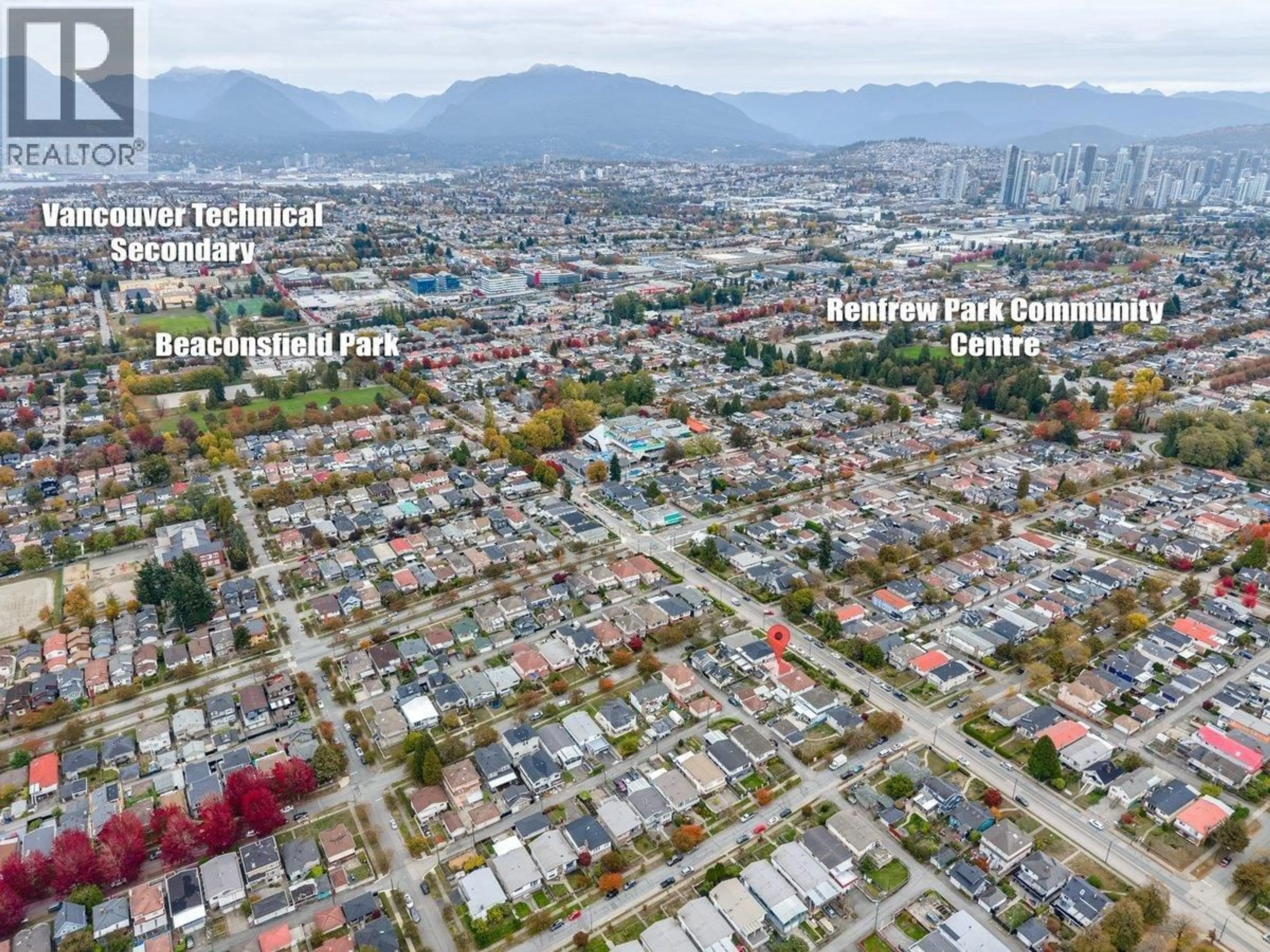 A pic from outside/outdoor area/front of a property/back of a property/a pic from drone, unknown for 3951 SLOCAN STREET, Vancouver British Columbia V5R1Y7
