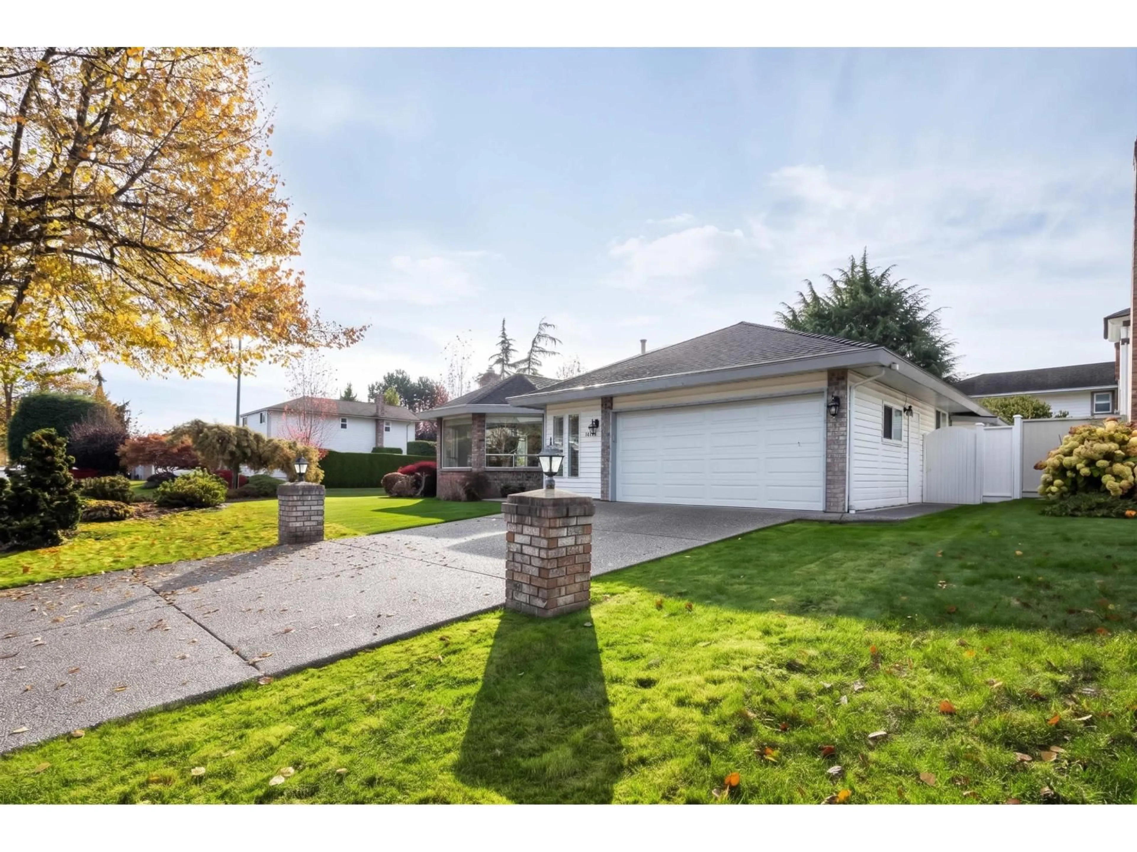 Home with vinyl exterior material, street for 14124 19A AVENUE, Surrey British Columbia V4A7Z6