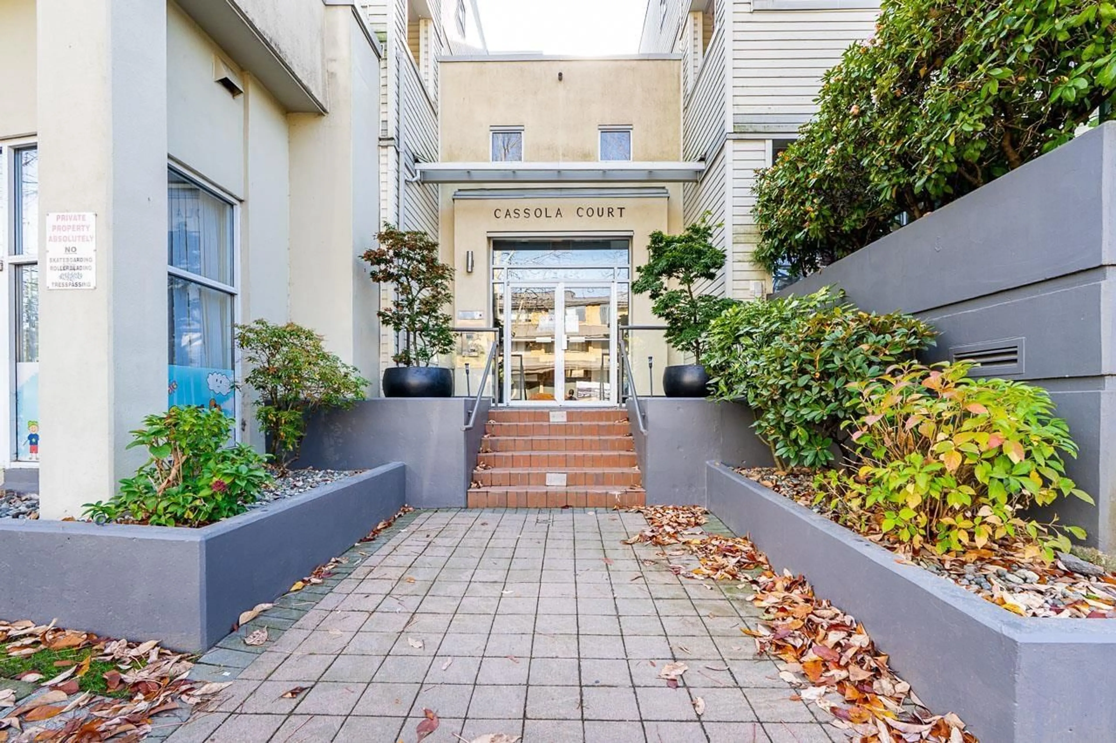 Unknown for 213 - 20680 56 AVENUE, Langley British Columbia V3A3Z1