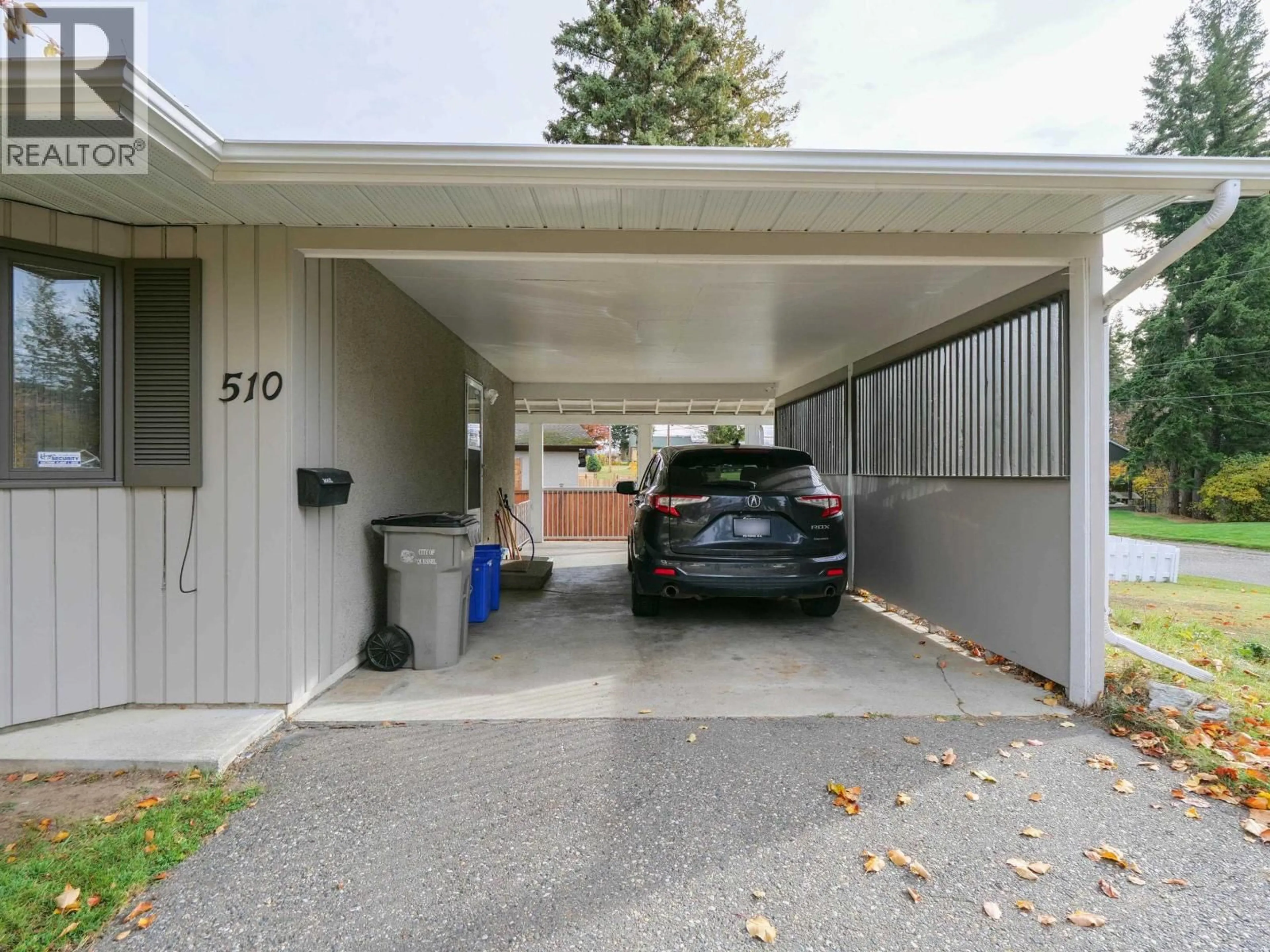Indoor garage for 510 PINCHBECK STREET, Quesnel British Columbia V2J1N5