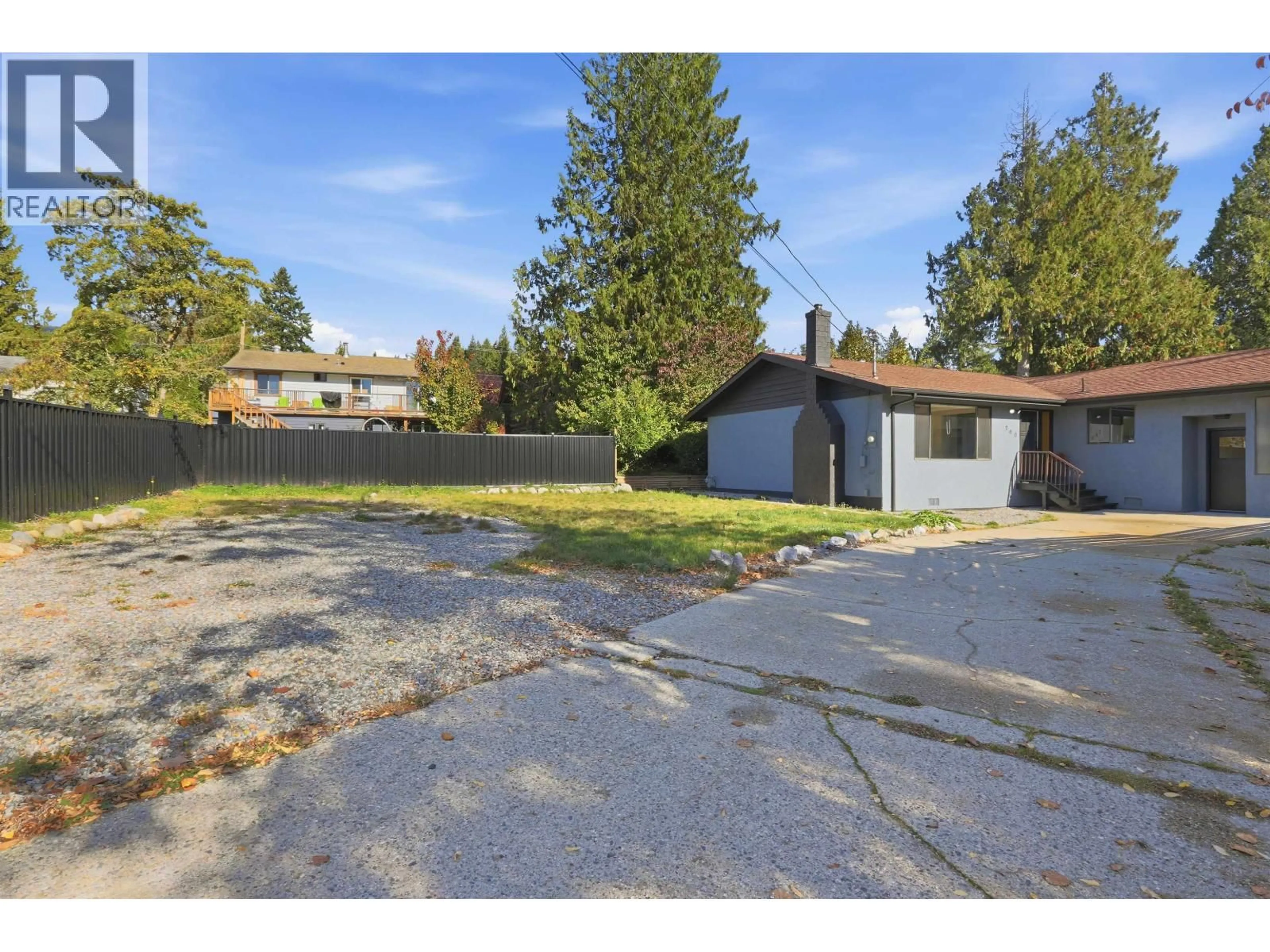A pic from outside/outdoor area/front of a property/back of a property/a pic from drone, street for 760 BROOKSIDE PLACE, Gibsons British Columbia V0N1V9