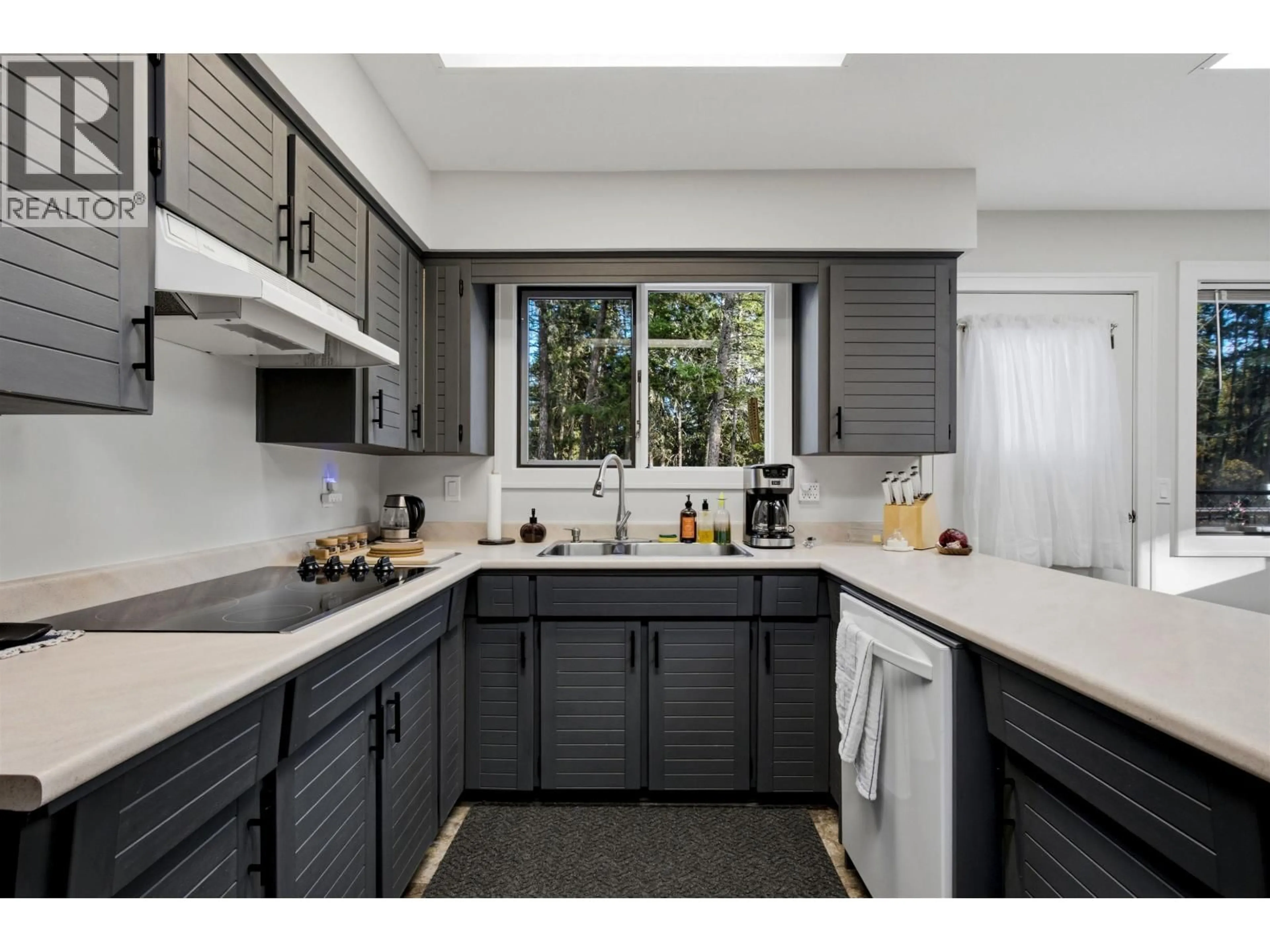 Unknown for 754 ROBERTS DRIVE, Williams Lake British Columbia V2G5K1