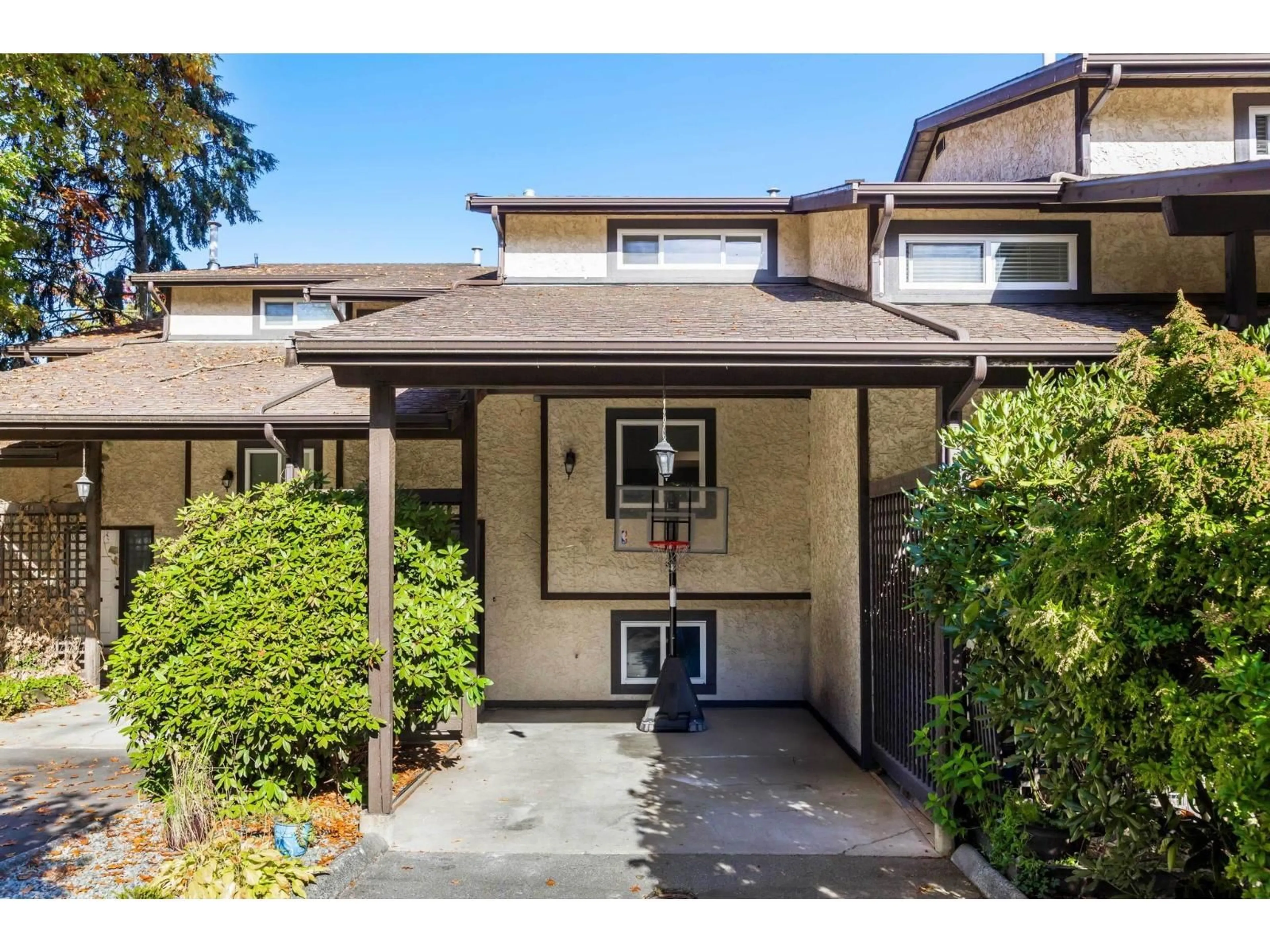 Unknown for 15 - 33361 WREN CRESCENT, Abbotsford British Columbia V2S5V9