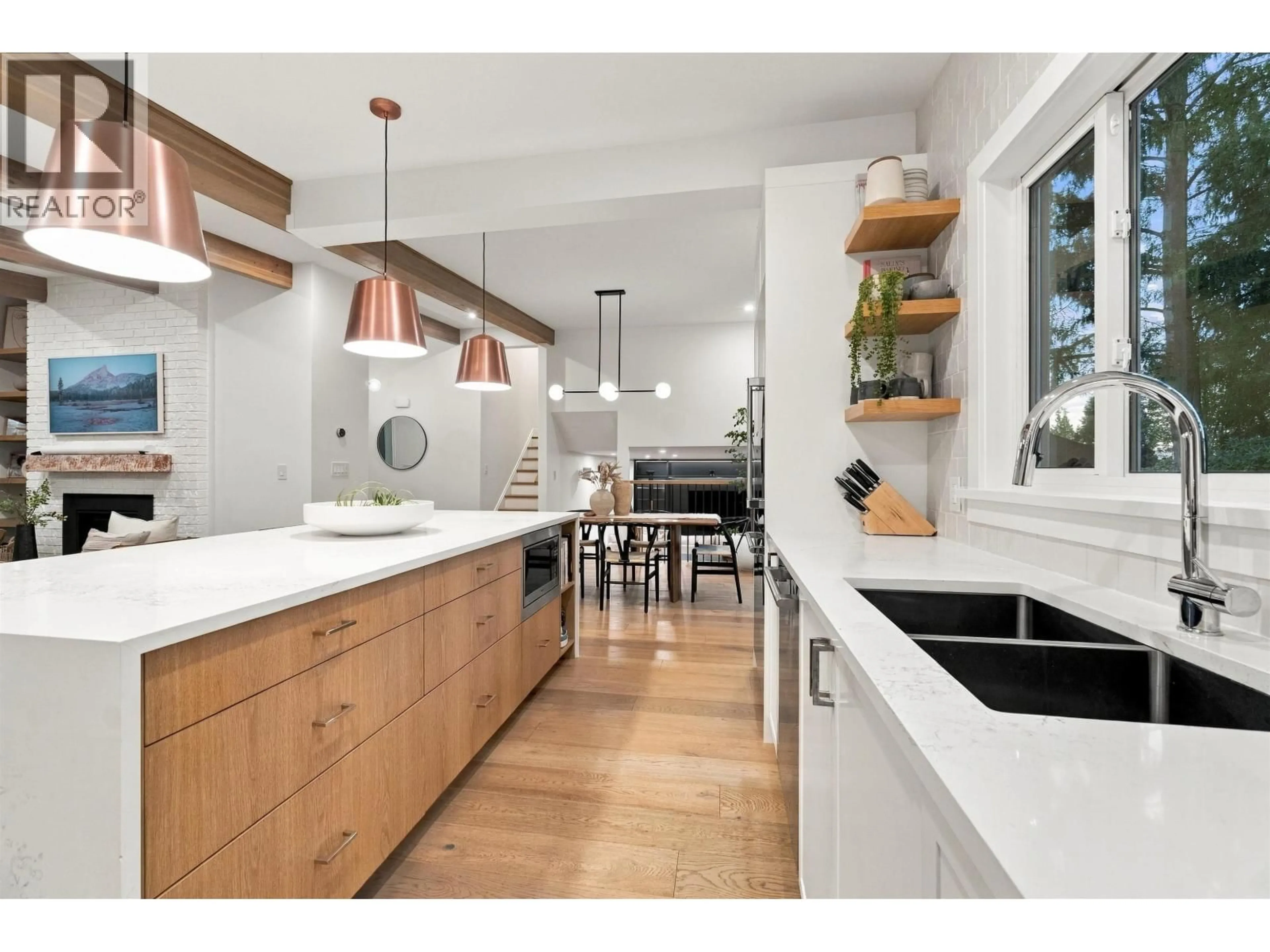 Open concept kitchen, unknown for 2957 STARLIGHT WAY, Coquitlam British Columbia V3C3P4