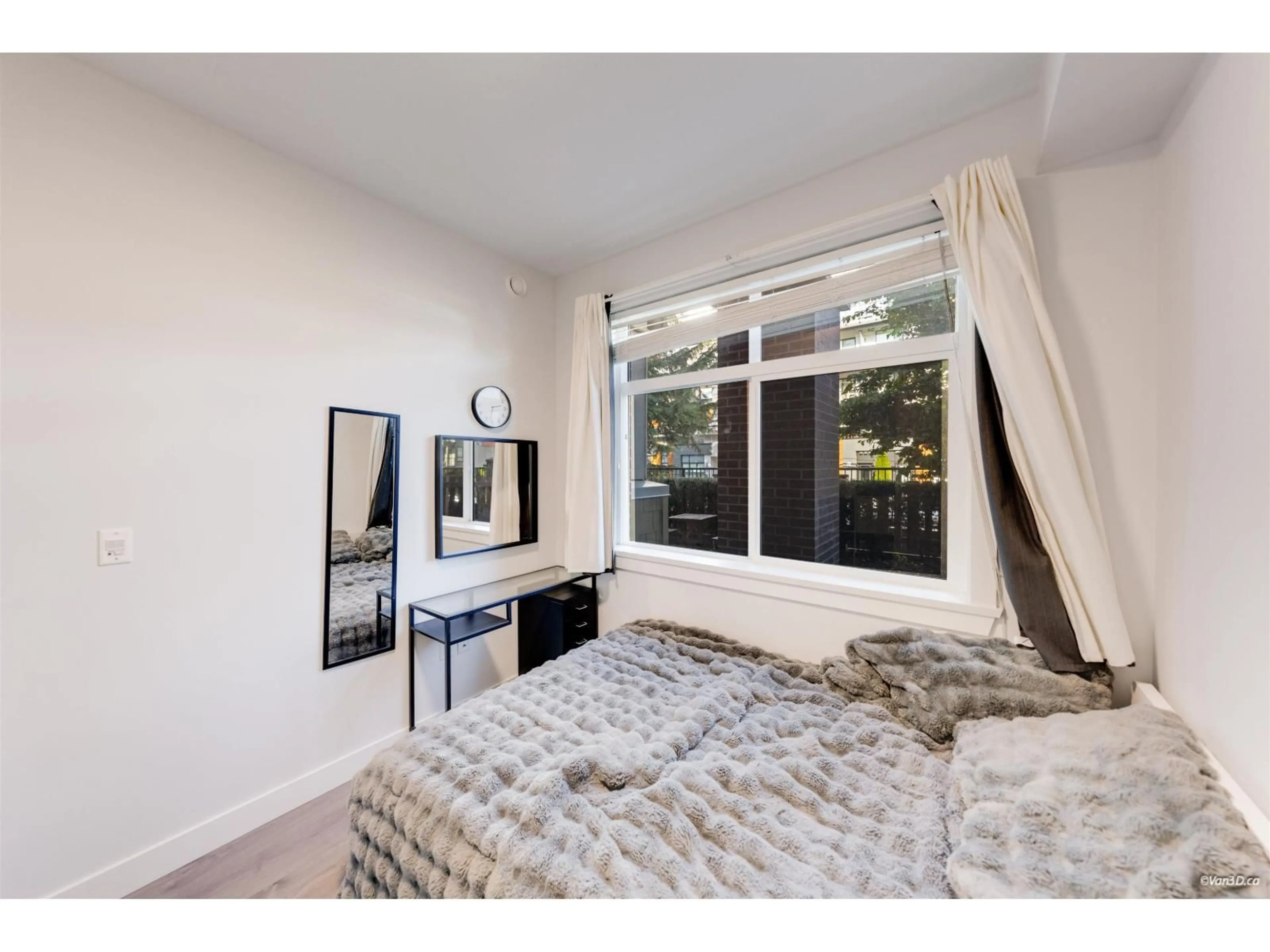 Bedroom with bed, unknown for 119 - 20696 EASTLEIGH CRESCENT, Langley British Columbia V3A0M3