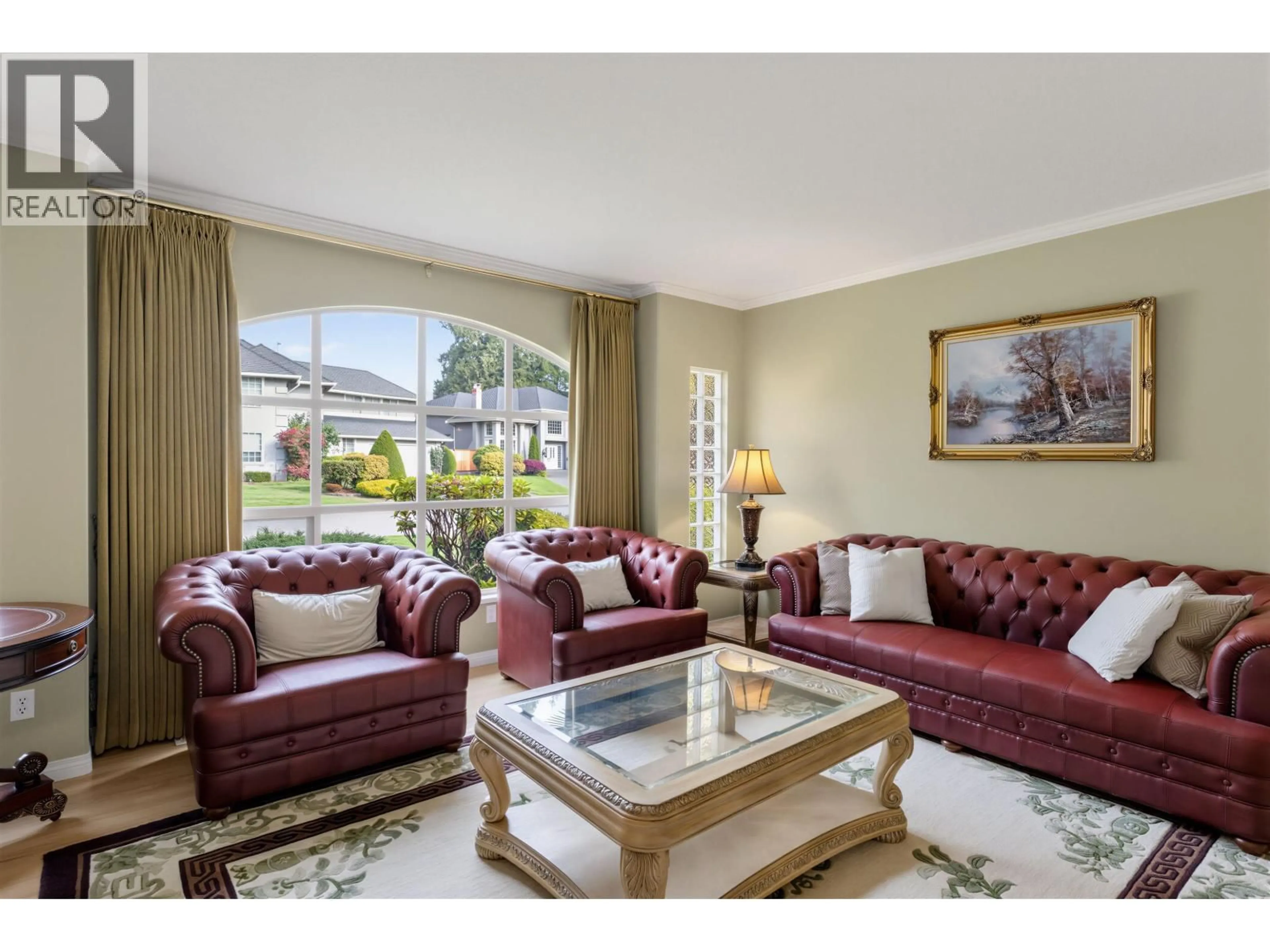 Living room with furniture, unknown for 4800 ENGLISH BLUFF COURT, Delta British Columbia V4M4C5