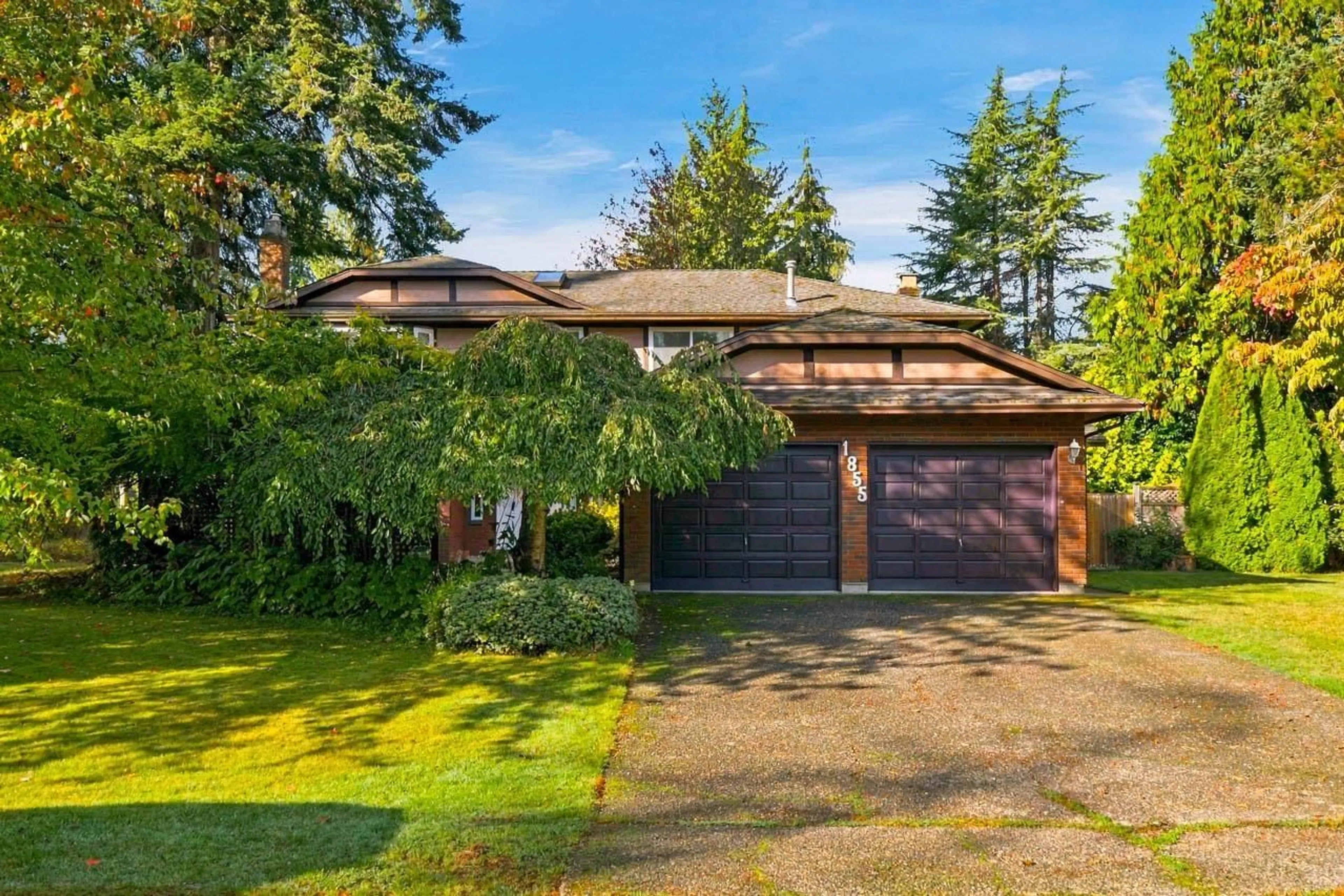A pic from outside/outdoor area/front of a property/back of a property/a pic from drone, street for 1855 134 STREET, Surrey British Columbia V4A7W7