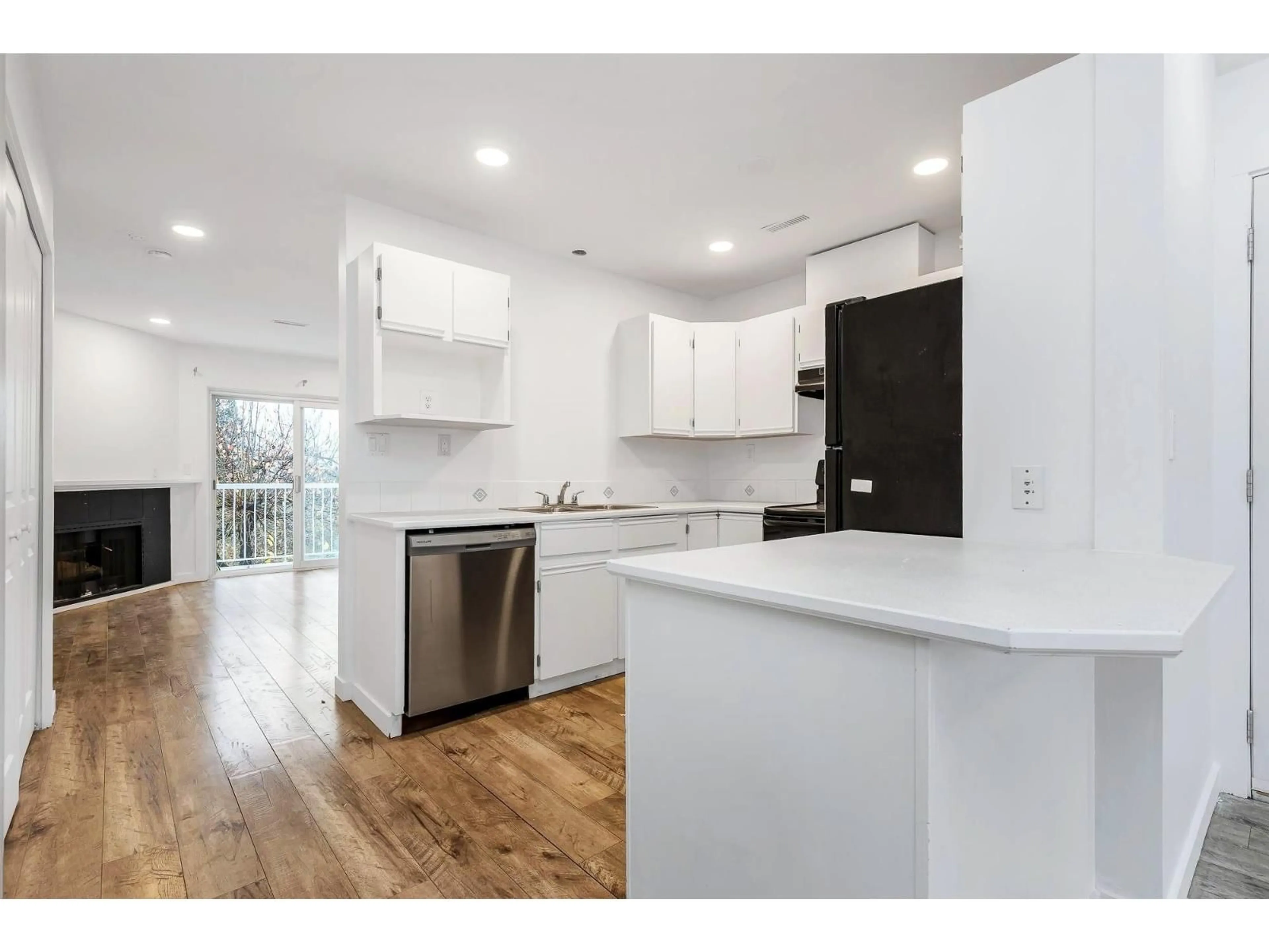 Open concept kitchen, unknown for 12 - 7715 LUCKAKUCK PLACE, Chilliwack British Columbia V2R3N6