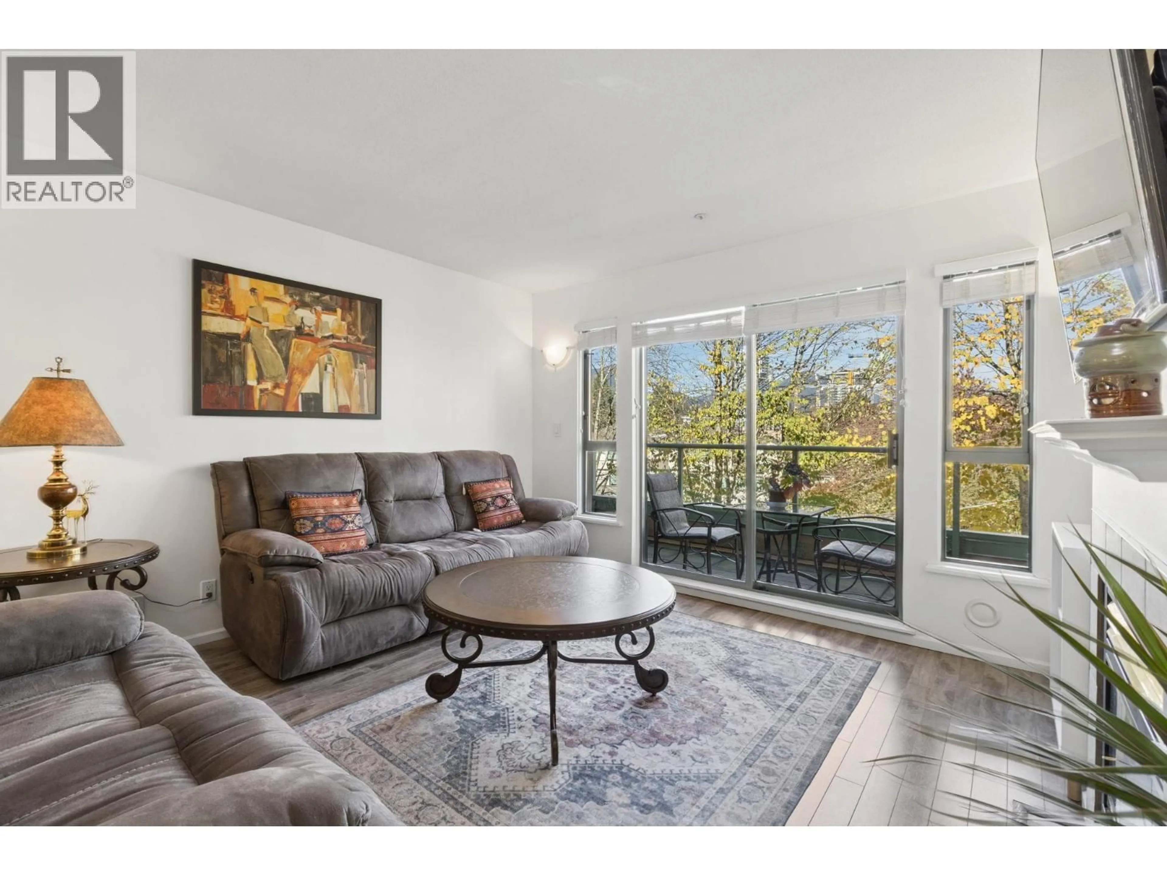 Living room with furniture, unknown for PH12 - 223 MOUNTAIN HIGHWAY, North Vancouver British Columbia V7J3V3
