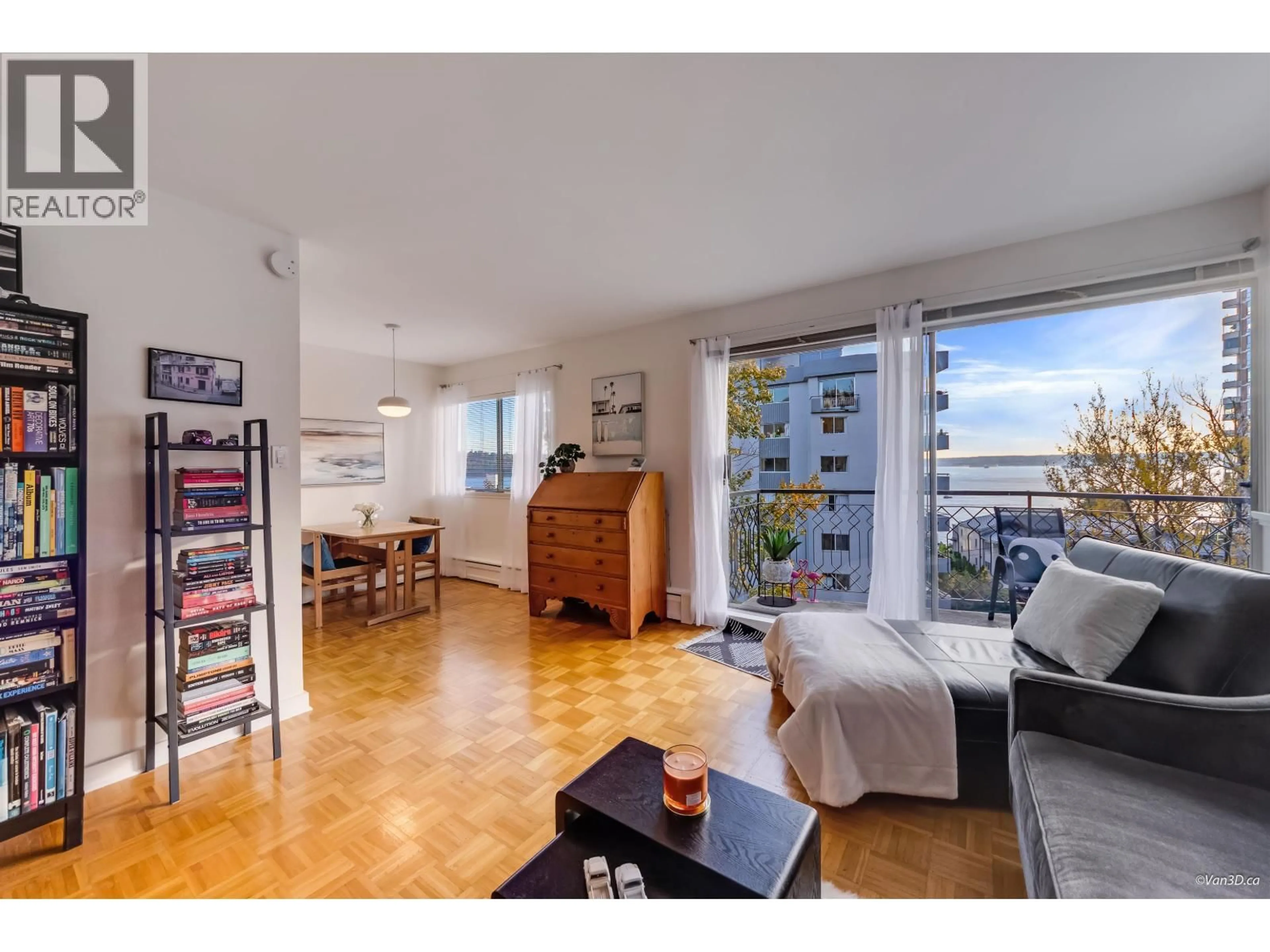Living room with furniture, unknown for 804 - 1930 MARINE DRIVE, West Vancouver British Columbia V7V1J8